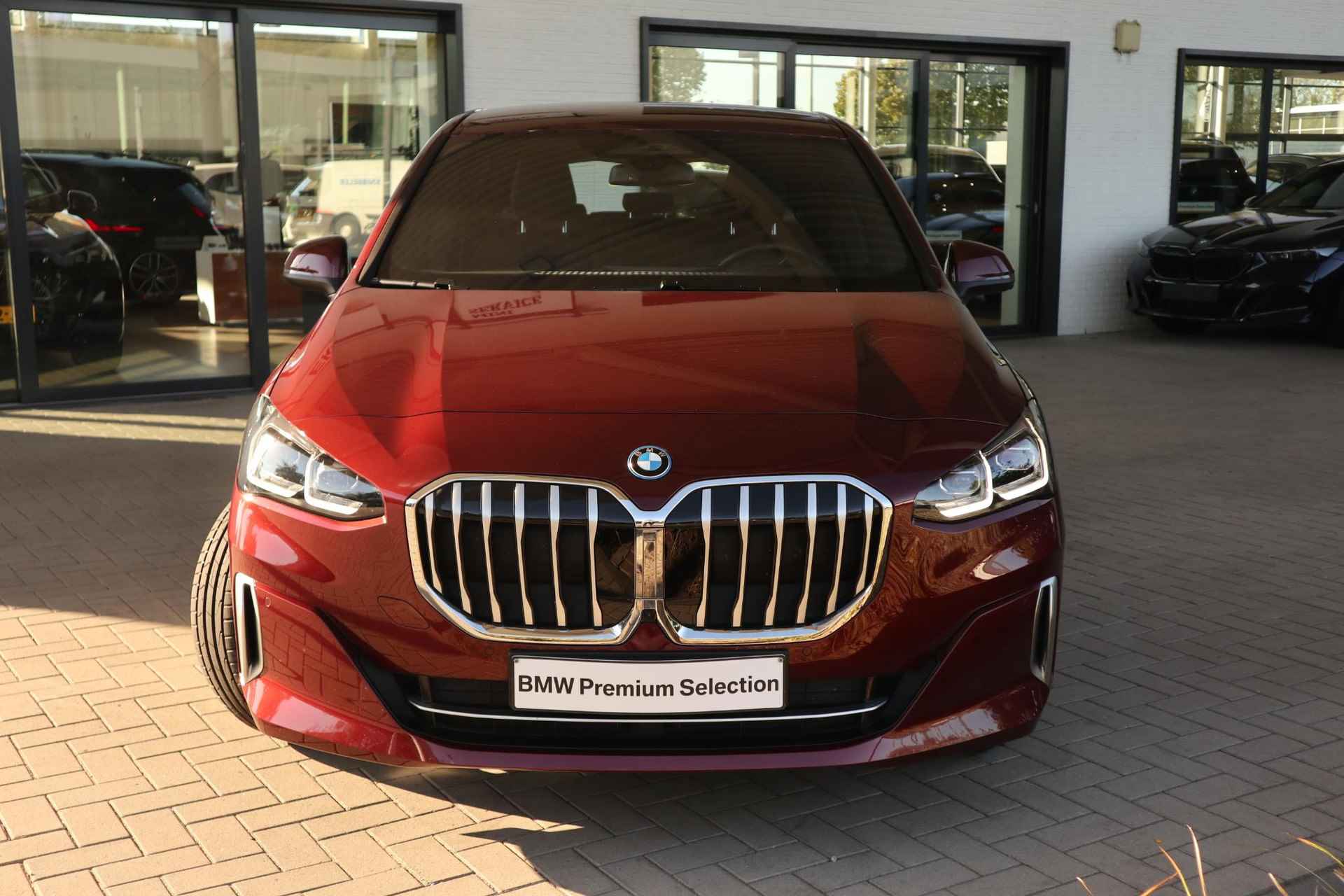 BMW 2 Serie Active Tourer 230e xDrive Luxury Line | Innovation Pack | Driving Assistant Professional - 3/34