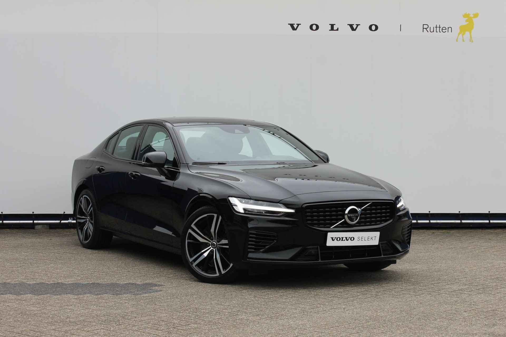 Volvo S60 T8 Recharge 390PK Automaat AWD R-Design Bowers&Wilkins Audio installatie / Panoramisch schuif-kanteldak / 360graden rondomzicht camera / 19" lichtmetalen velgen / - 2/34