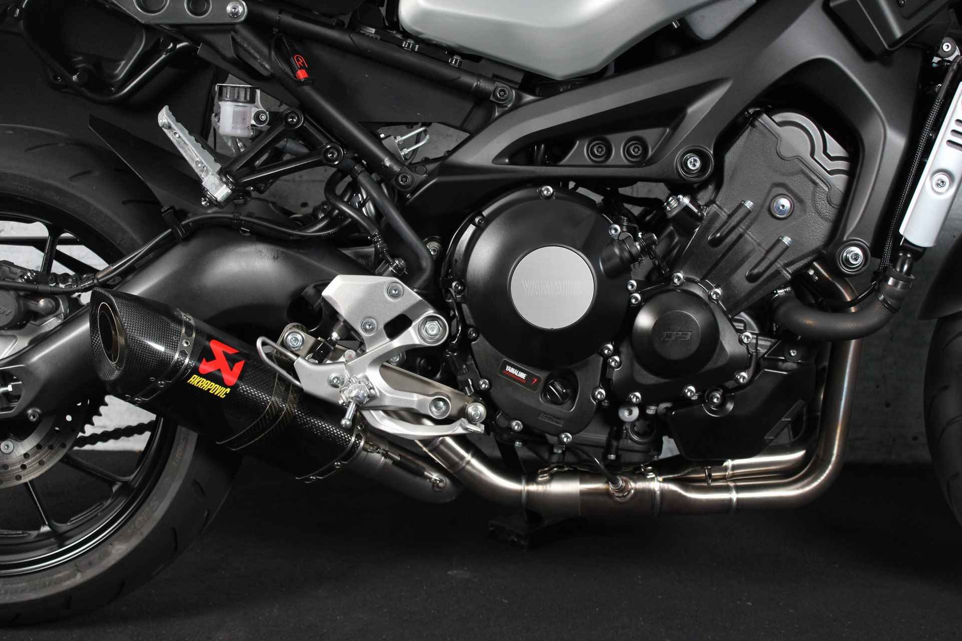 Yamaha XSR 900 ABS Akrapovic - 6/18