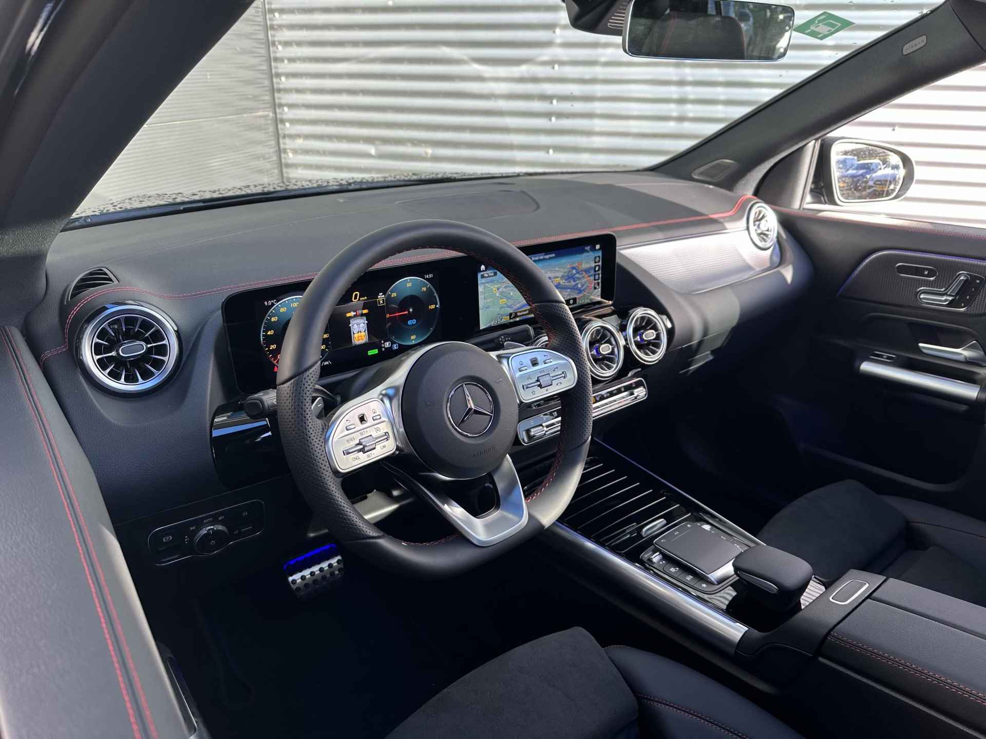 Mercedes-Benz EQA 250+ AMG | Panoramadak | 360° Camera | Night pakket | Elektrisch Verstelbare Stoelen + Memory | Dodehoekassistent | Advanced Sound System | Apple CarPlay | Android Auto | Sfeerverlichting | Stoelverwarming - 9/11