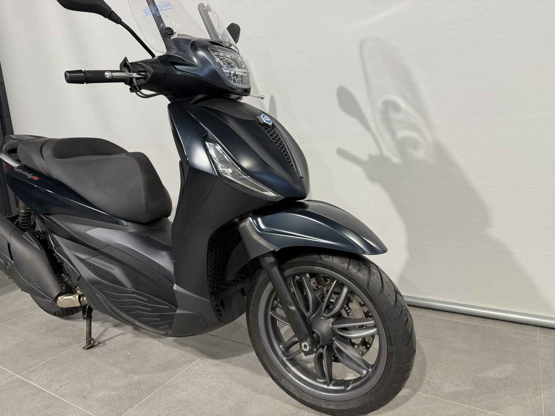 Piaggio BEVERLY 400 S - 2/9