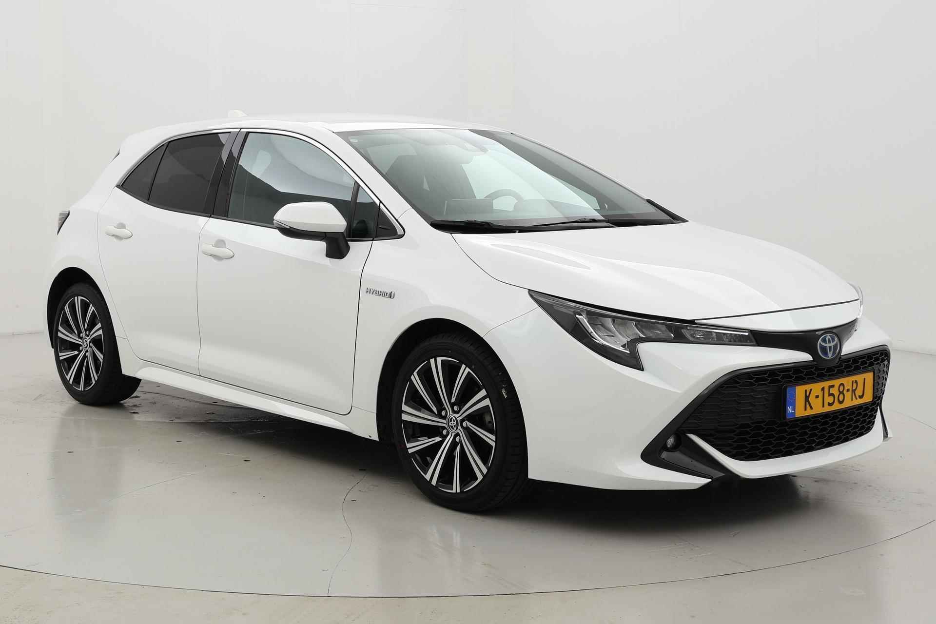 Toyota Corolla 1.8 Hybrid First Edition - 30/33