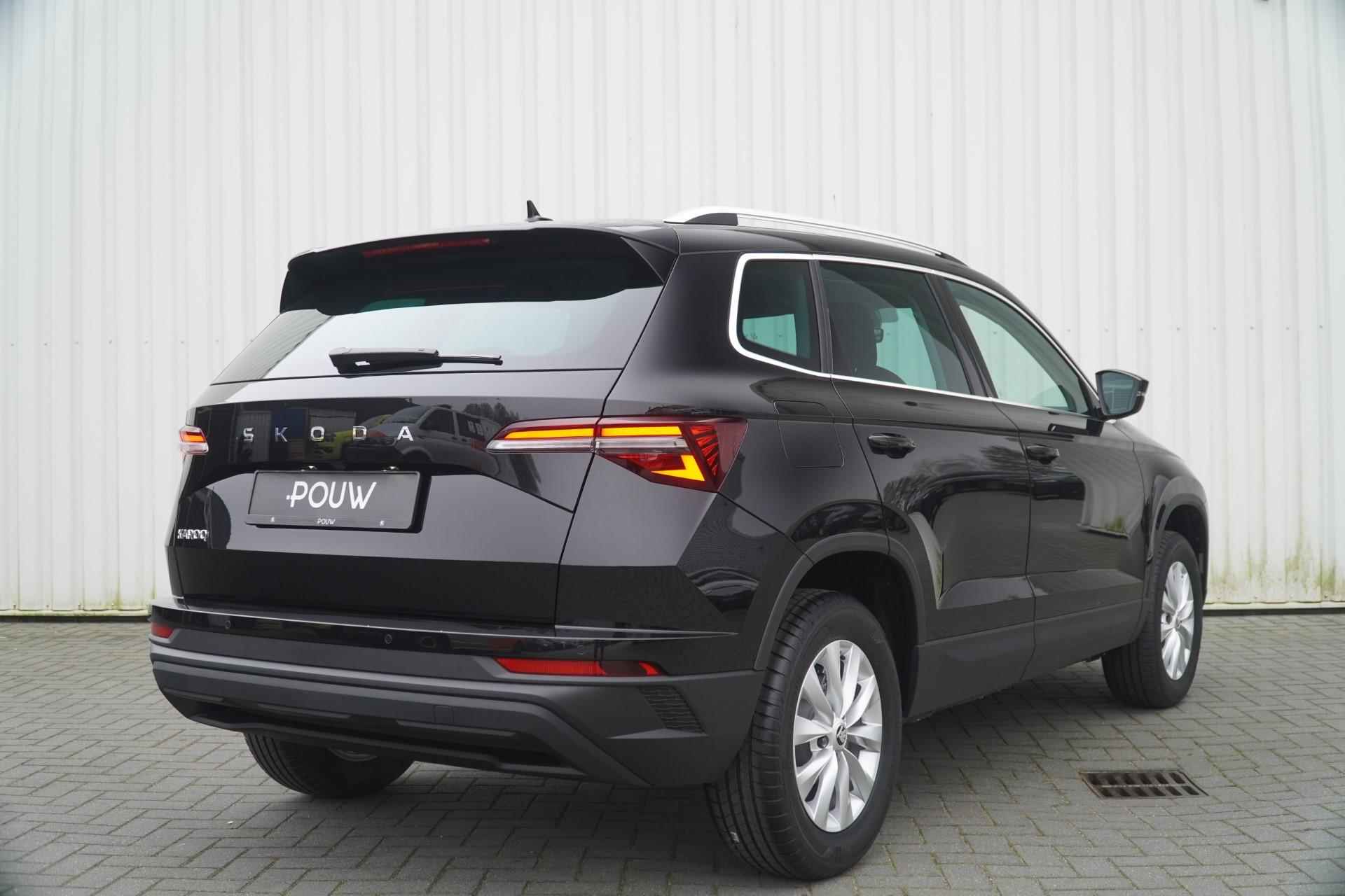 Skoda Karoq 1.5 TSI 150pk DSG ACT Business Edition | Design Pakket | Winter Pakket - 2/47