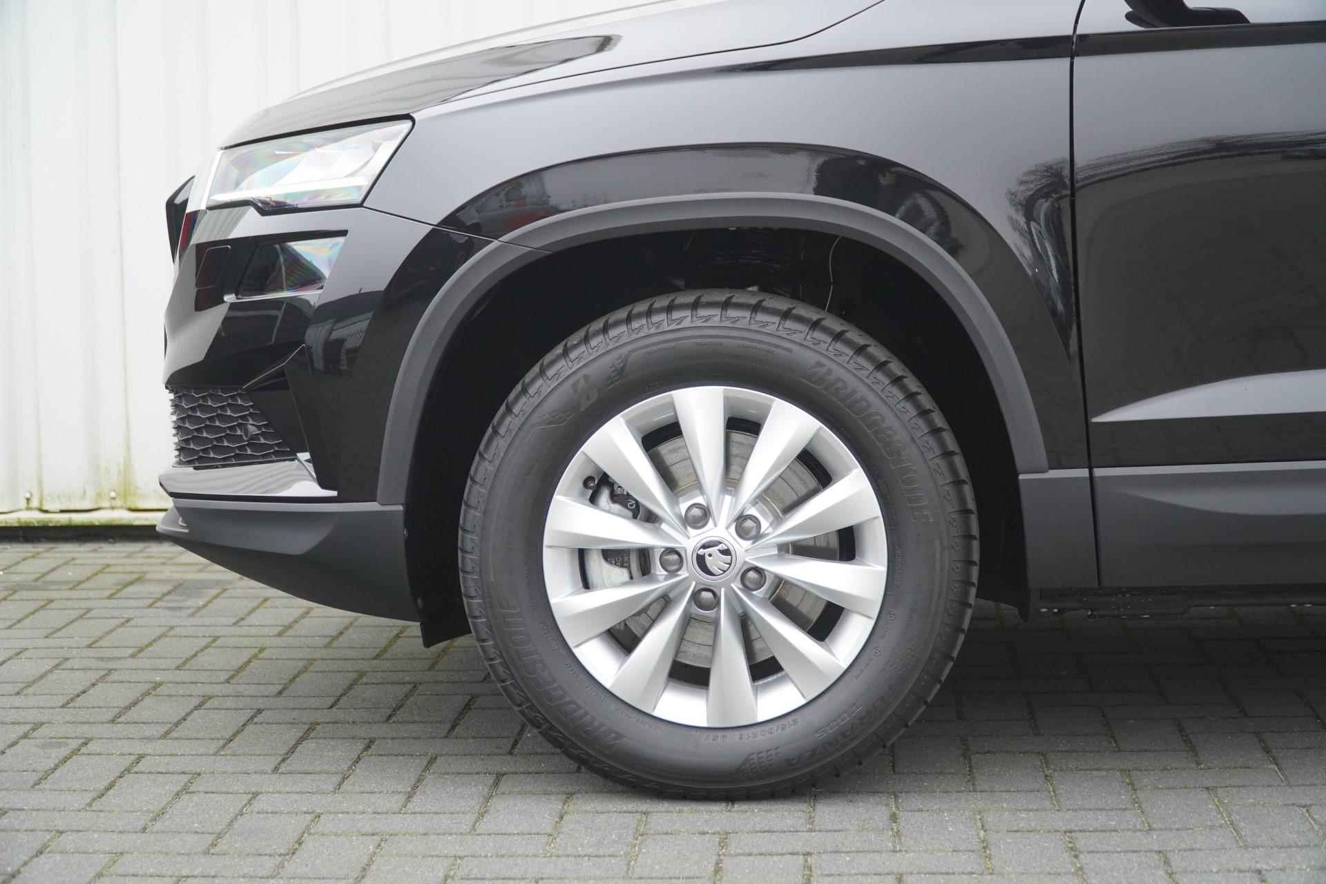 Skoda Karoq 1.5 TSI 150pk DSG ACT Business Edition | Design Pakket | Winter Pakket - 26/47