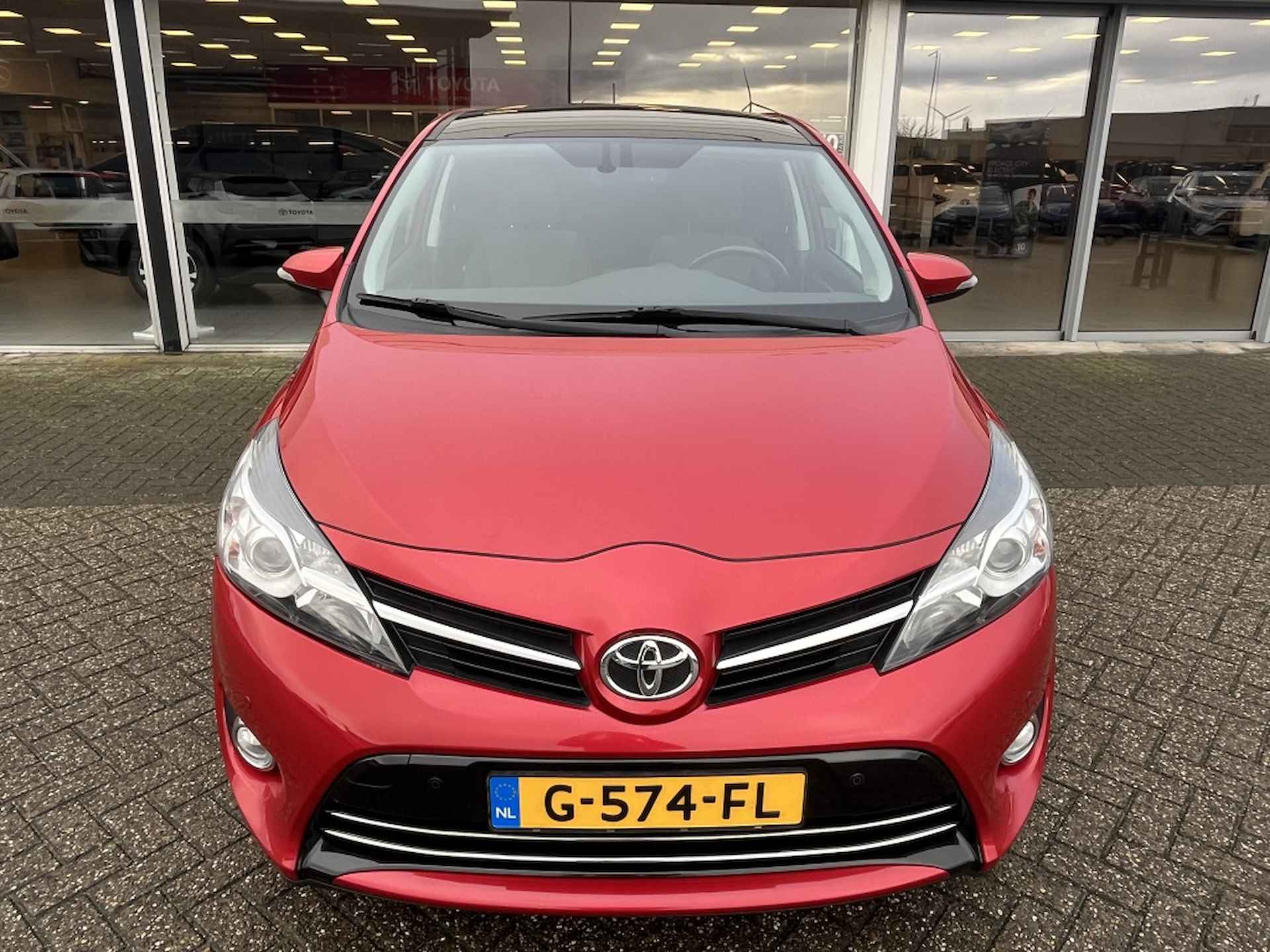 Toyota Verso | NET BINNEN | 1.8 VVT-i Aspiration 7pers. | Panodak | Trekhaak | - 17/27