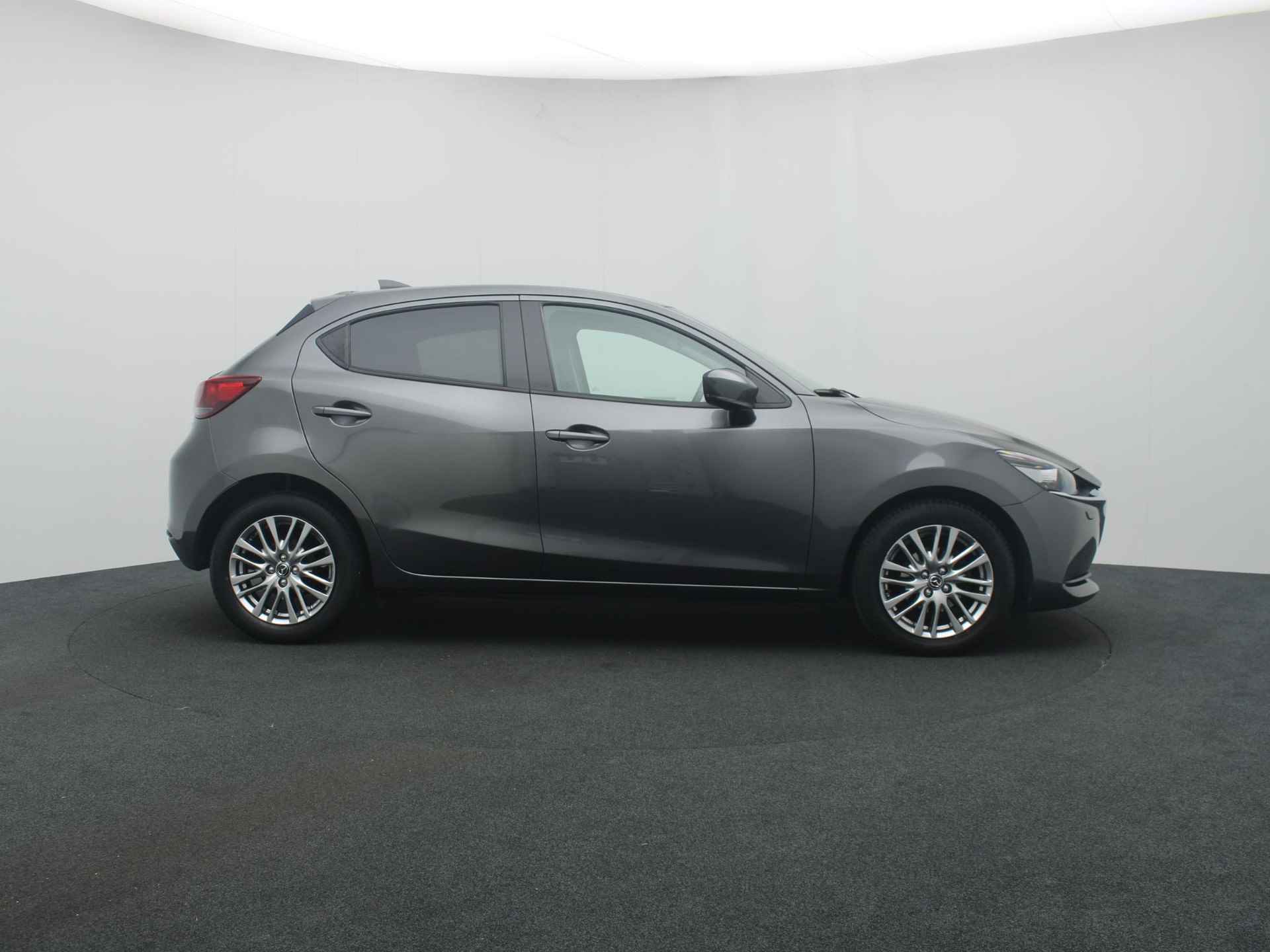 Mazda 2 1.5 Skyactiv-G Style Selected met navigatie : dealer onderhouden - 7/47