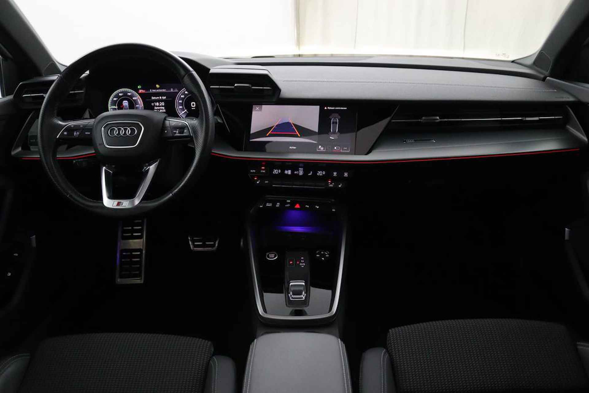 Audi A3 Sportback 40 TFSI e S edition (Complete uitvoering) |All in prijs + BOVAG Garantie | - 4/48