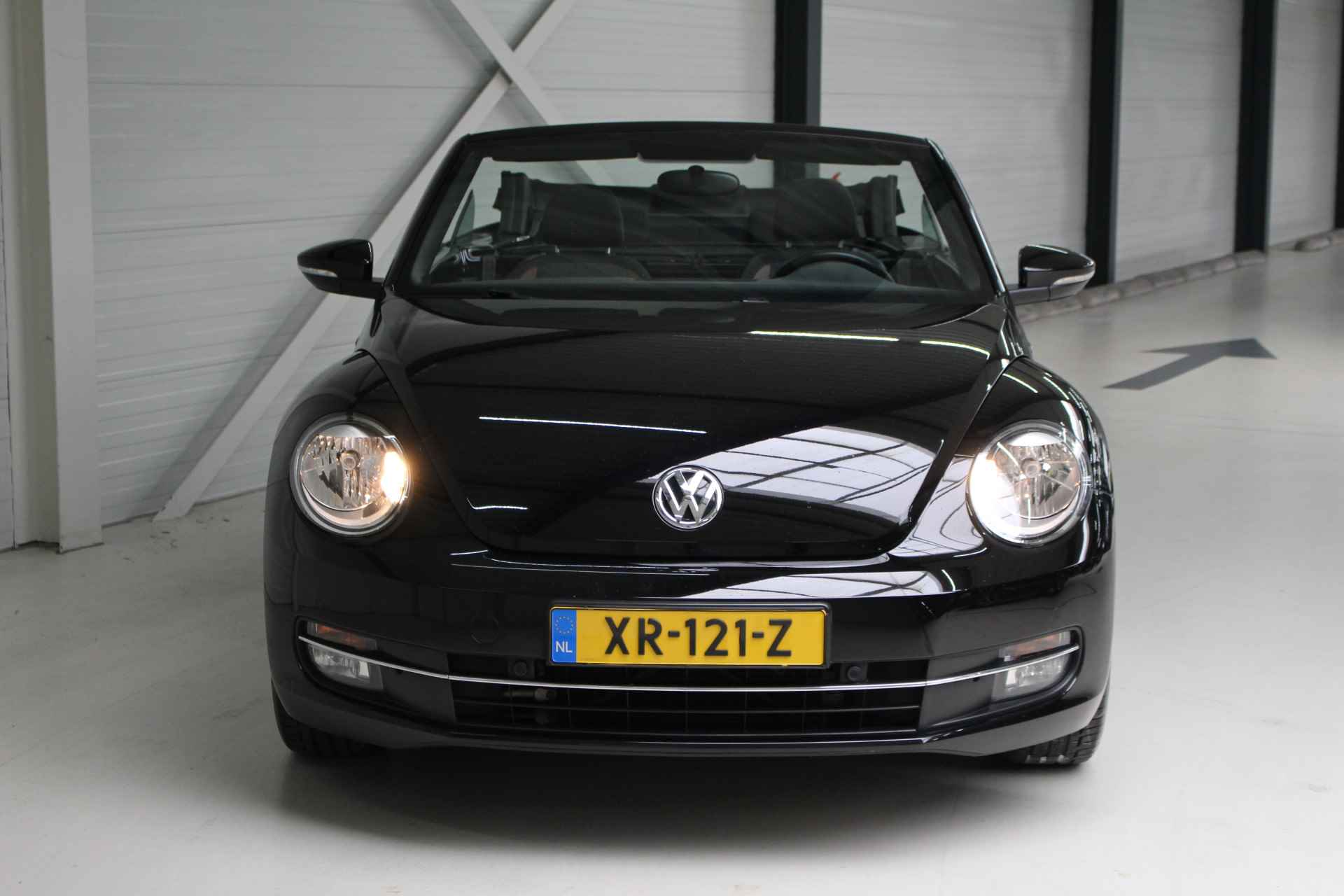 Volkswagen Beetle Cabriolet 1.2 TSI DSG Climate Control | Navigatie | parkeersensoren | PDC - 6/24