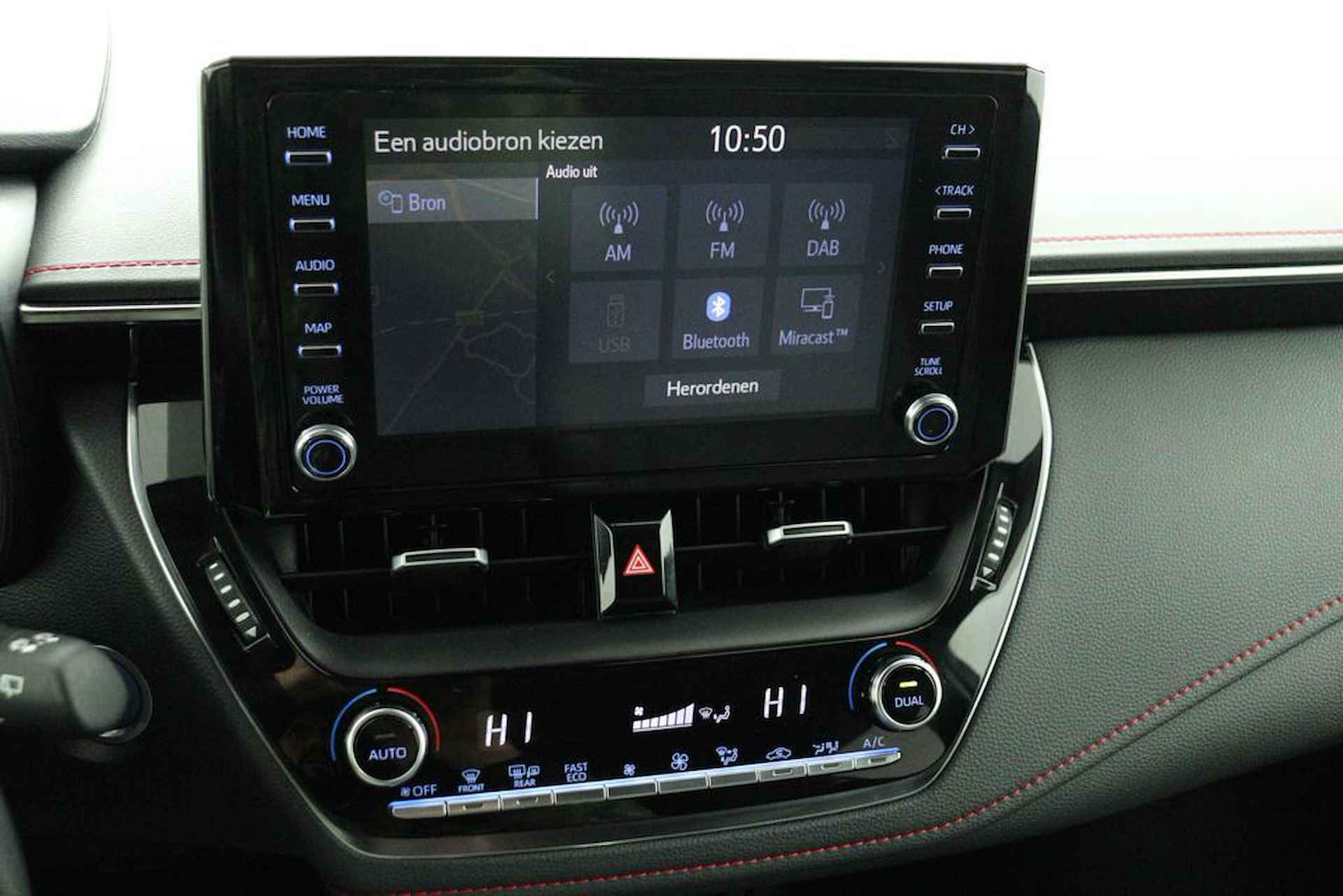 Toyota Corolla Touring Sports 2.0 Hybrid Executive | Apple Carplay/Android Auto | Navigatie | Trekhaak | Parkeersensoren | - 9/55