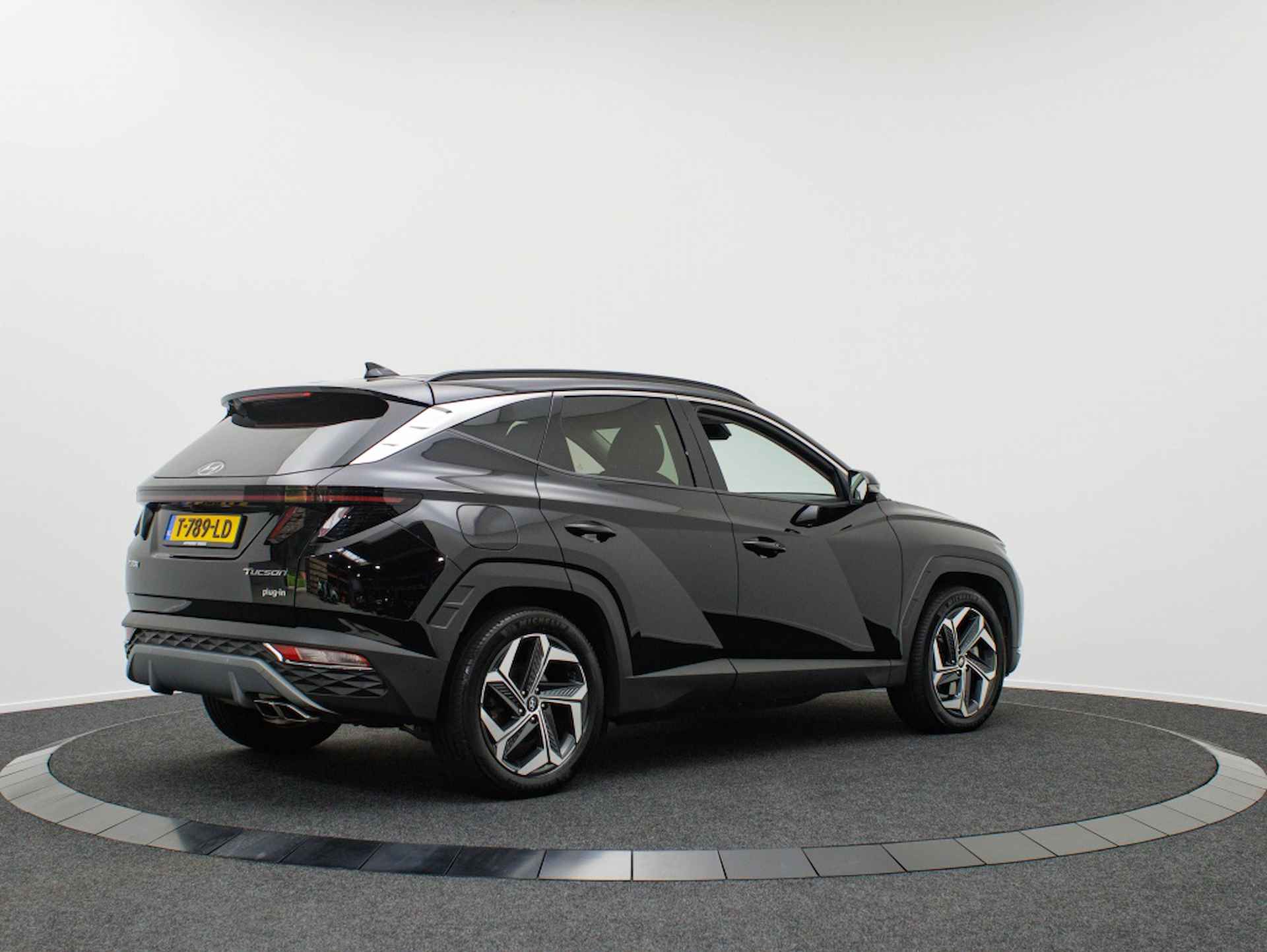 Hyundai Tucson 1.6 T-GDI PHEV Premium | 4WD | Private lease 699 p.m. - 7/55