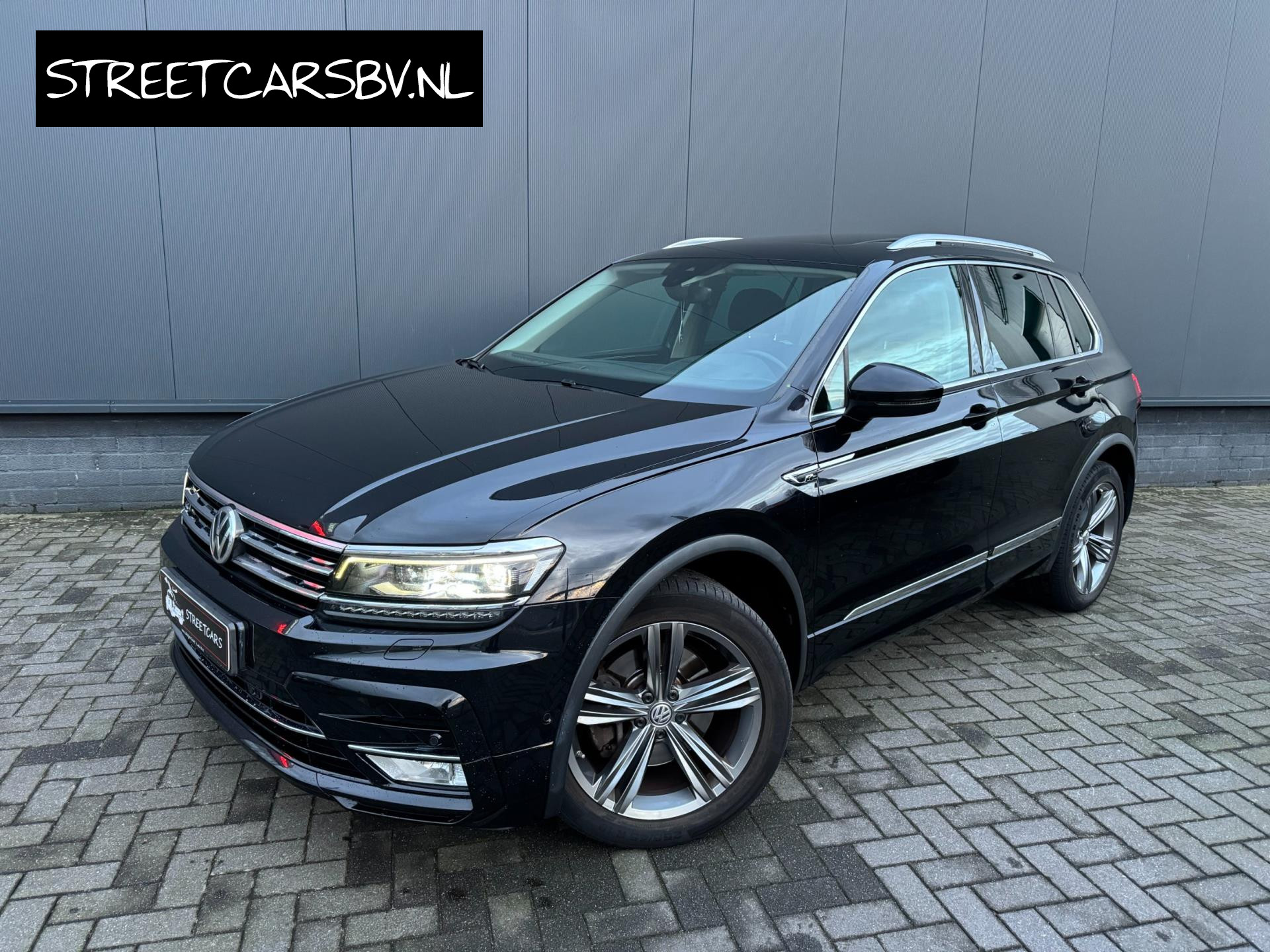 Volkswagen Tiguan 2.0 TDI 190pk R-Line 4Motion/Pano/ACC/Deal ondh!