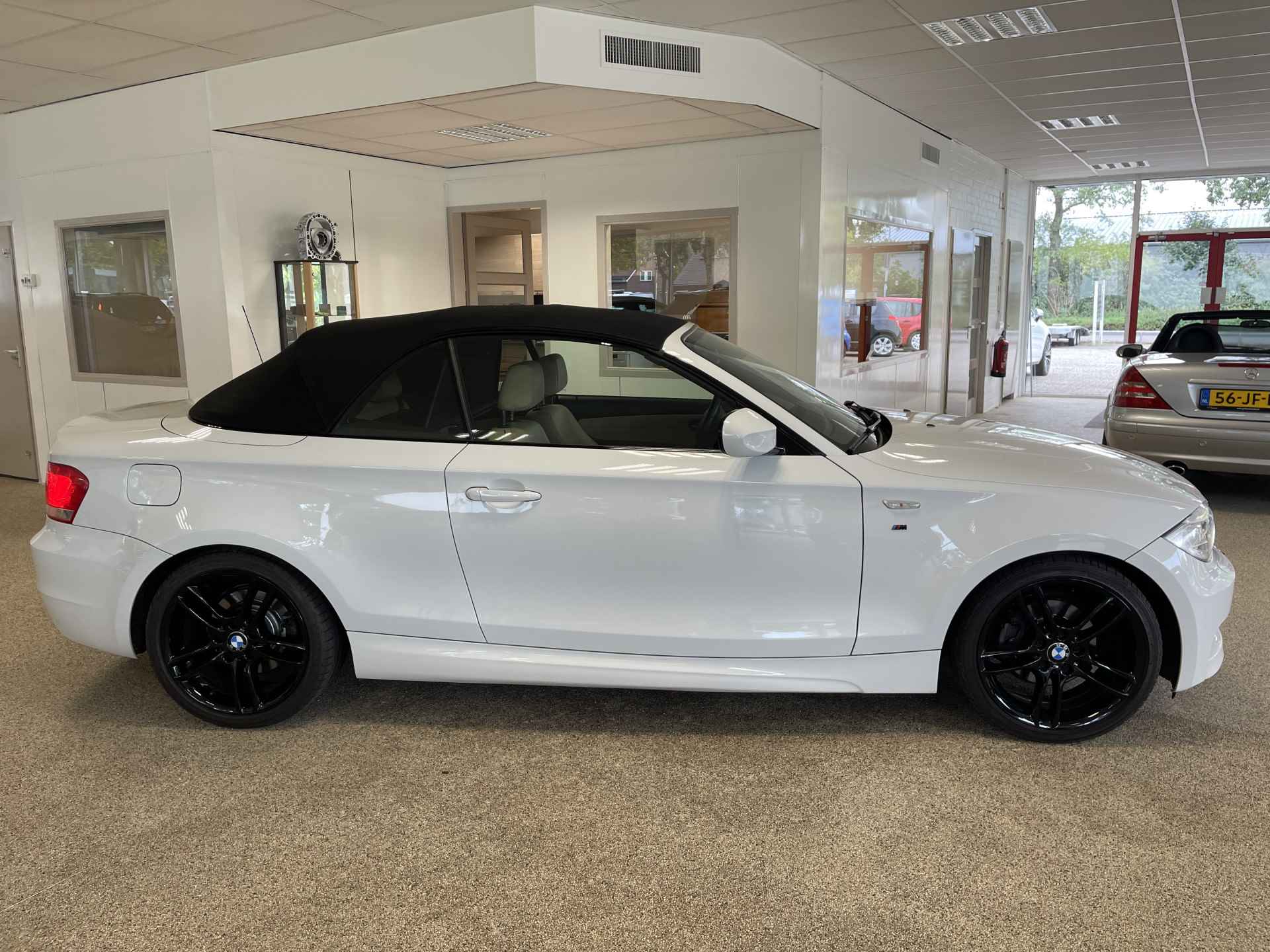 BMW 1 Serie Cabrio 118i Exclusive Edition - 8/25