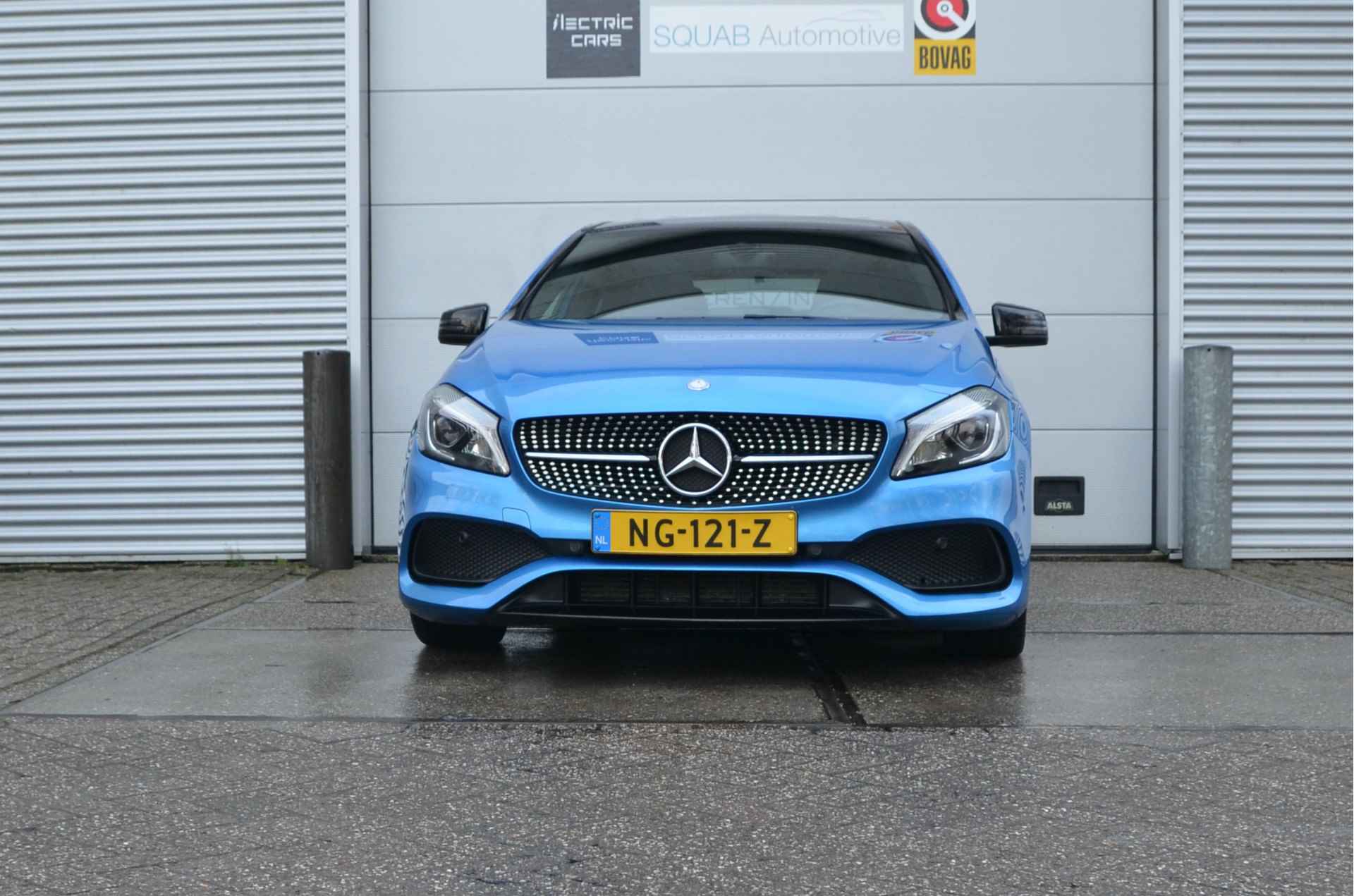 Mercedes-Benz A-Klasse 180 Ambition AMG Line, Pano, 18" Alu - 6/31