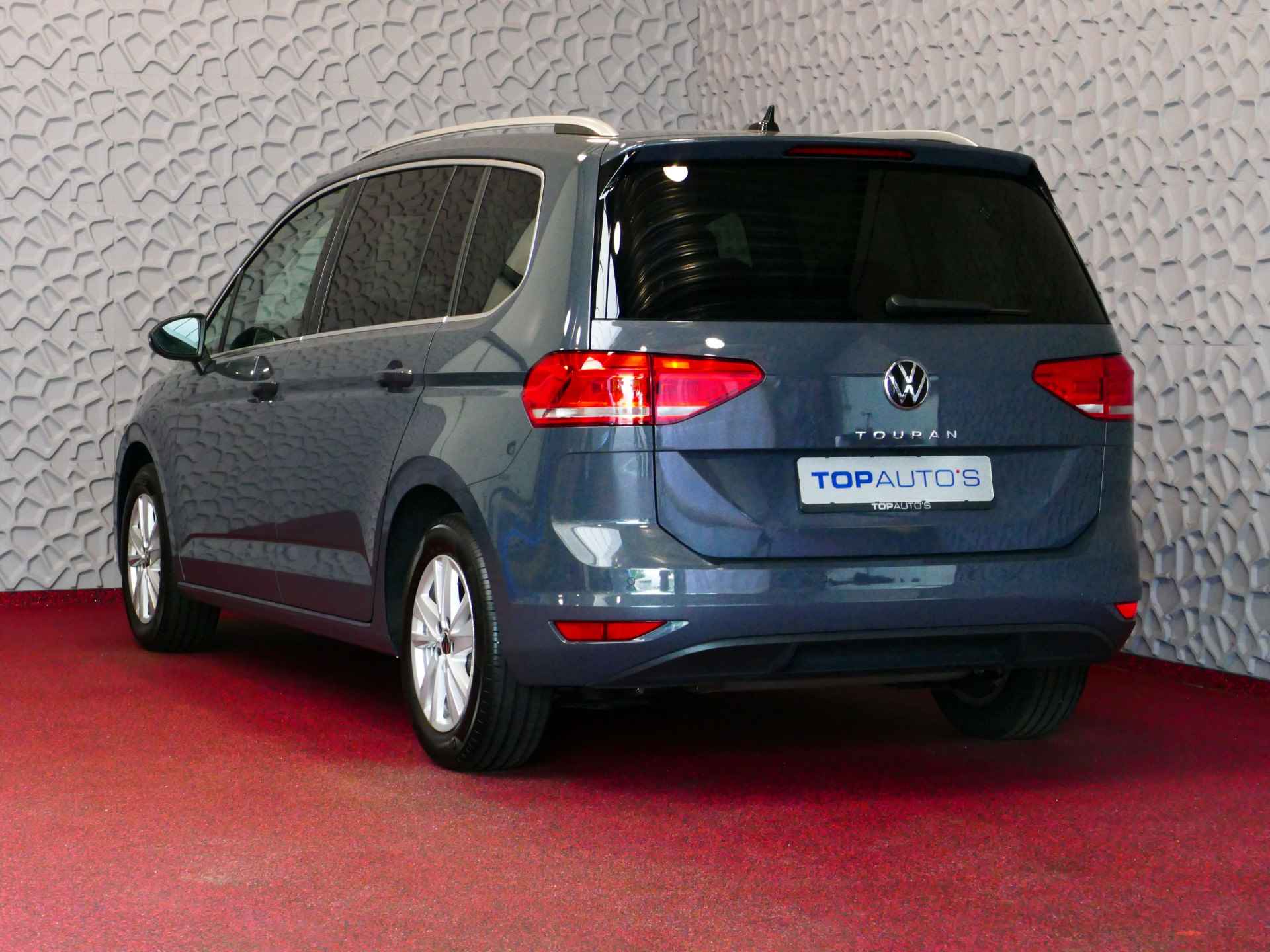 Volkswagen Touran 1.5 TSI 150PK 7P CARPLAY NAVI CAMERA VIR.COCKPIT DODE.HOEK DET. STOELVERW KEYLESS 7P 7PERS 2024 70 BIJNA NIEUWE VOLKSWAGEN'S UIT VOORRAAD LEVERBAAR - 2/77