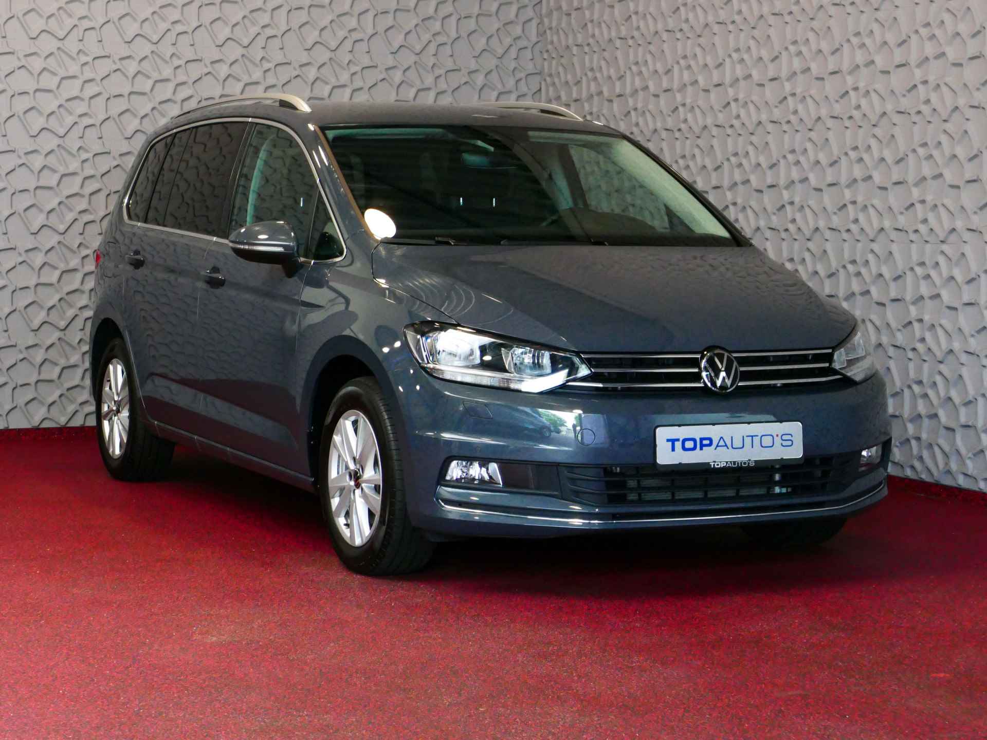 Volkswagen Touran 1.5 TSI 150PK 7P CARPLAY NAVI CAMERA VIR.COCKPIT DODE.HOEK DET. STOELVERW KEYLESS 7P 7PERS 2024 70 BIJNA NIEUWE VOLKSWAGEN'S UIT VOORRAAD LEVERBAAR - 47/77