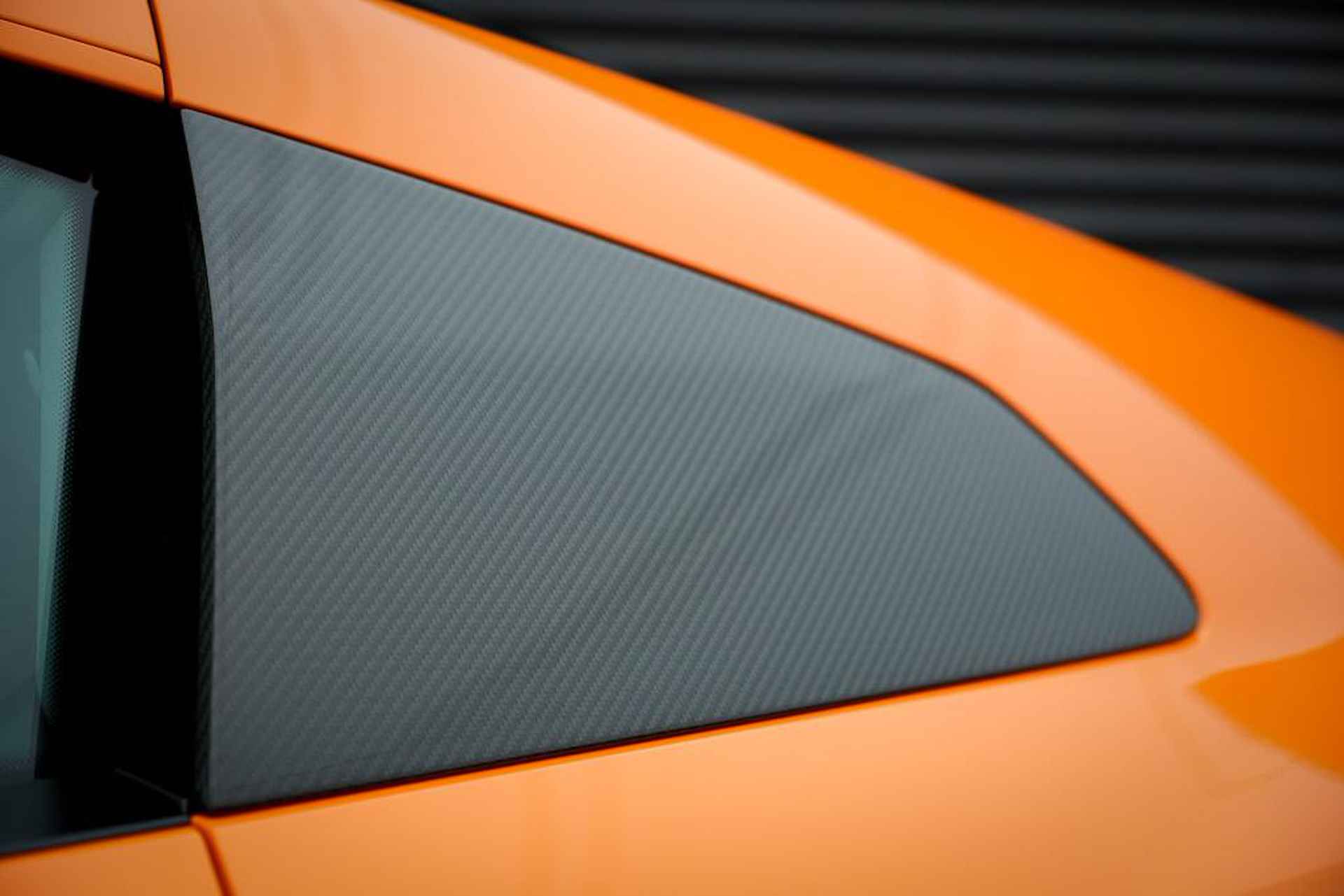 Audi R8 5.2 FSI quattro Plus Akrapovic / Keramisch / B&O / Carbon / Glut Orange - 31/61