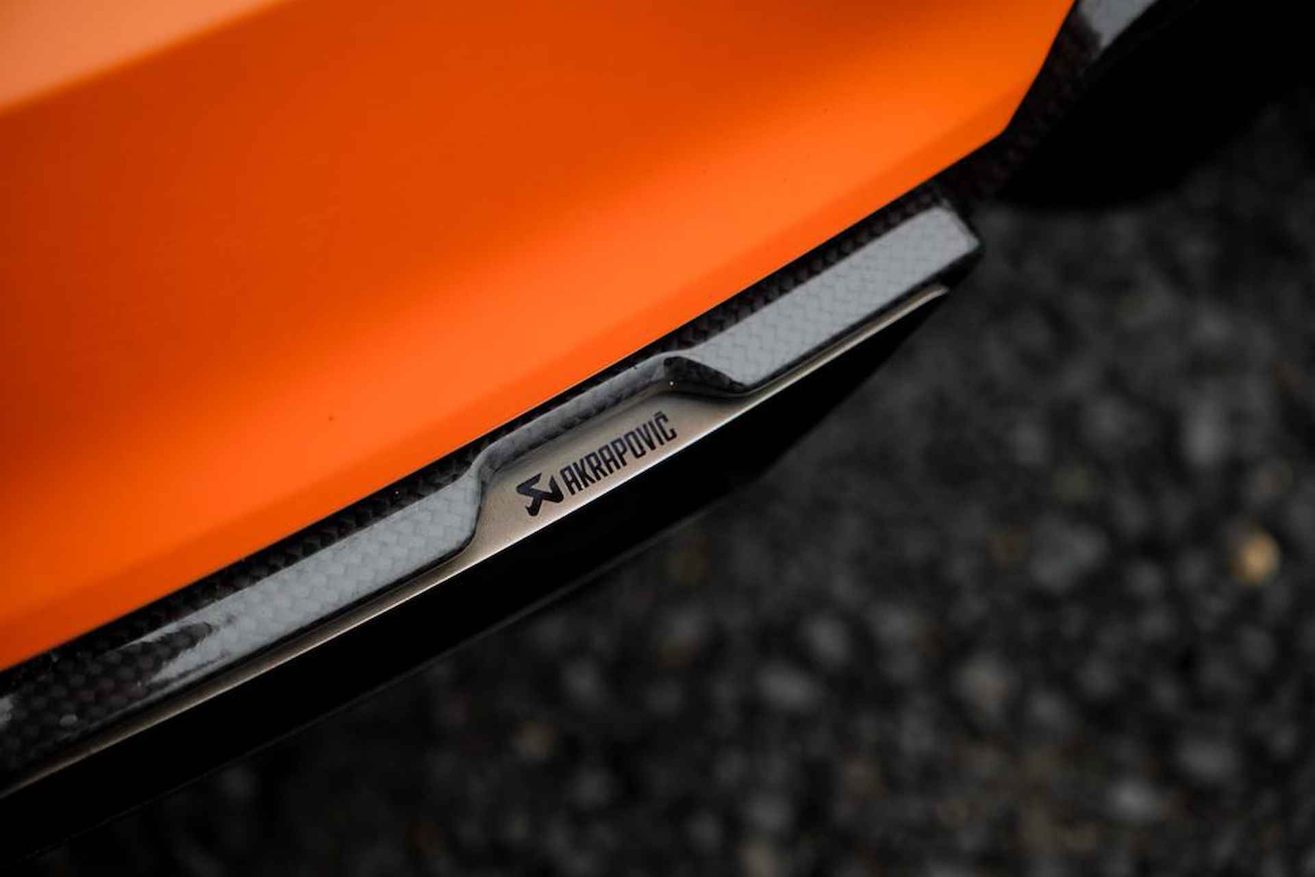 Audi R8 5.2 FSI quattro Plus Akrapovic / Keramisch / B&O / Carbon / Glut Orange - 42/61