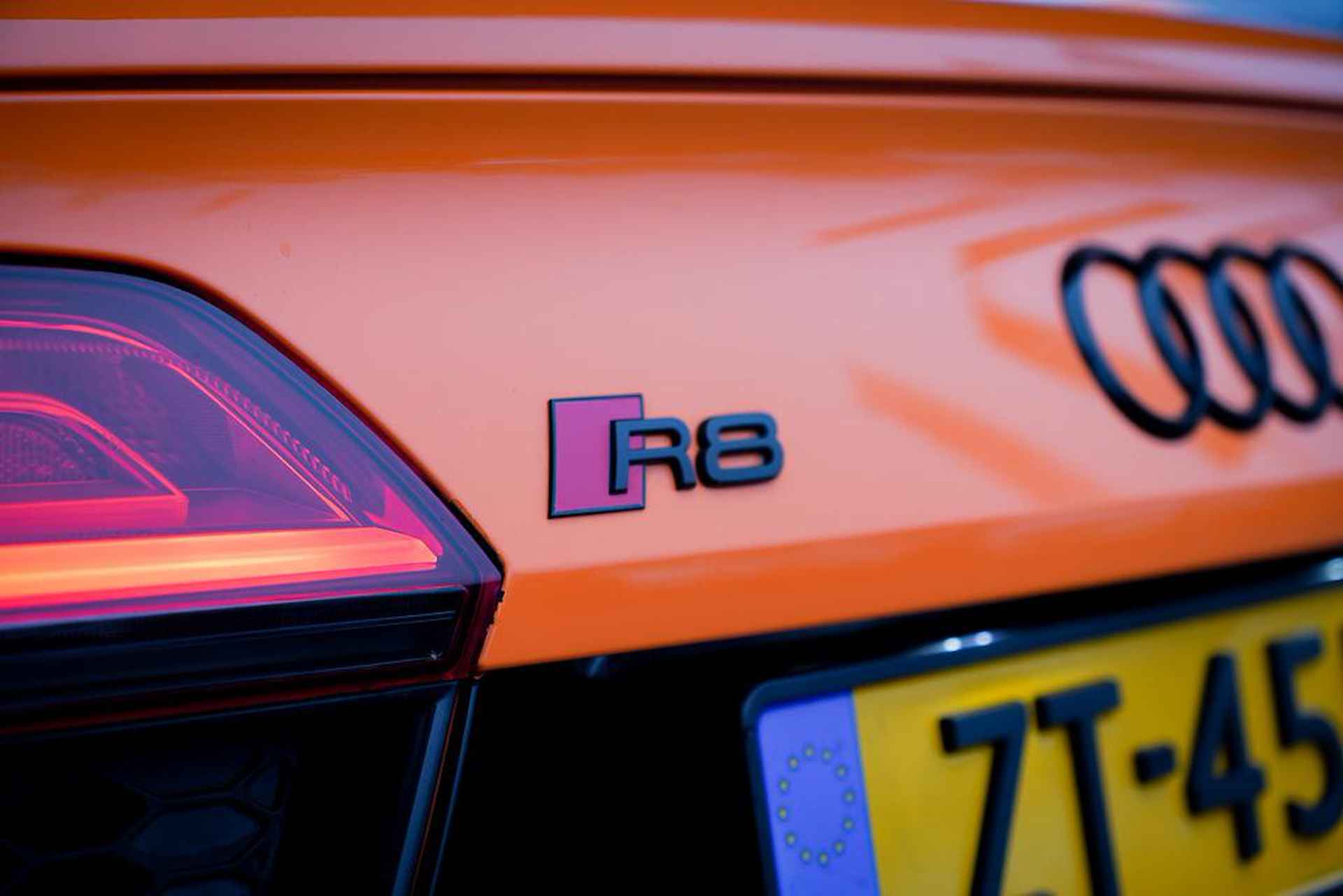 Audi R8 5.2 FSI quattro Plus Akrapovic / Keramisch / B&O / Carbon / Glut Orange - 43/61