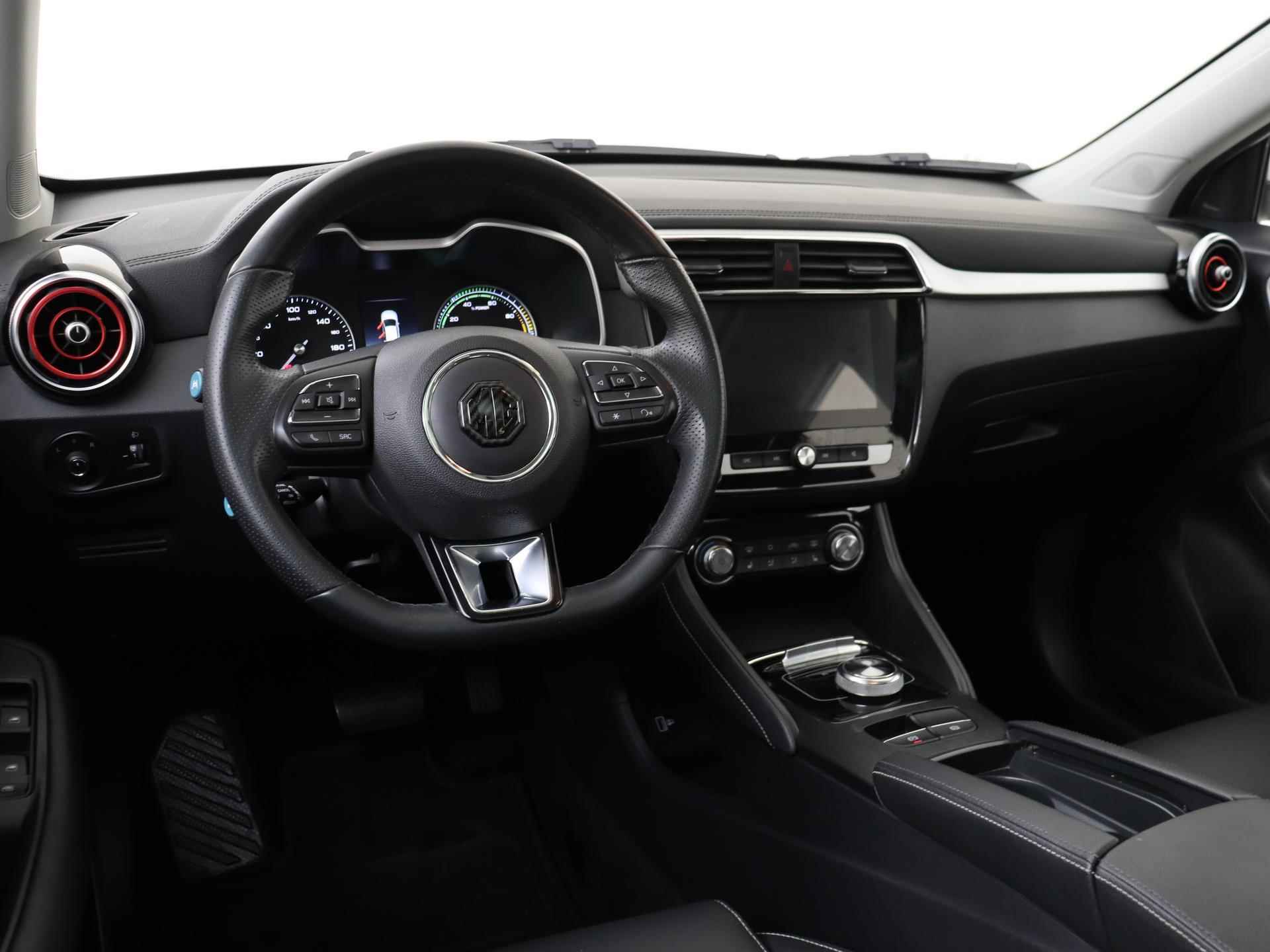 MG ZS EV Luxury | Leder | Panoramadak | Navi | Camera | Apple CarPlay | - 9/32