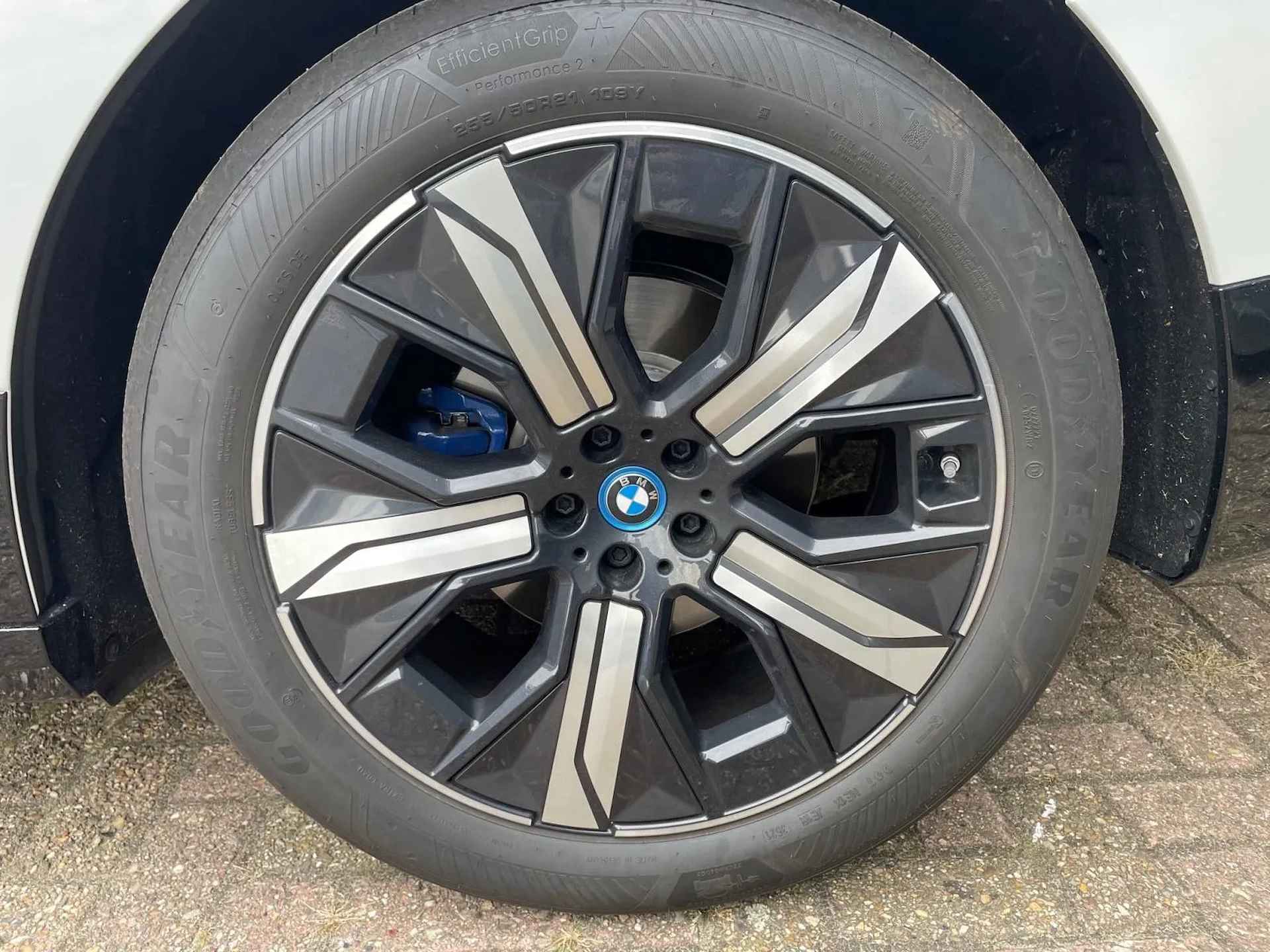 BMW iX xDrive40 High Executive SPORTPAKKET - 5/22
