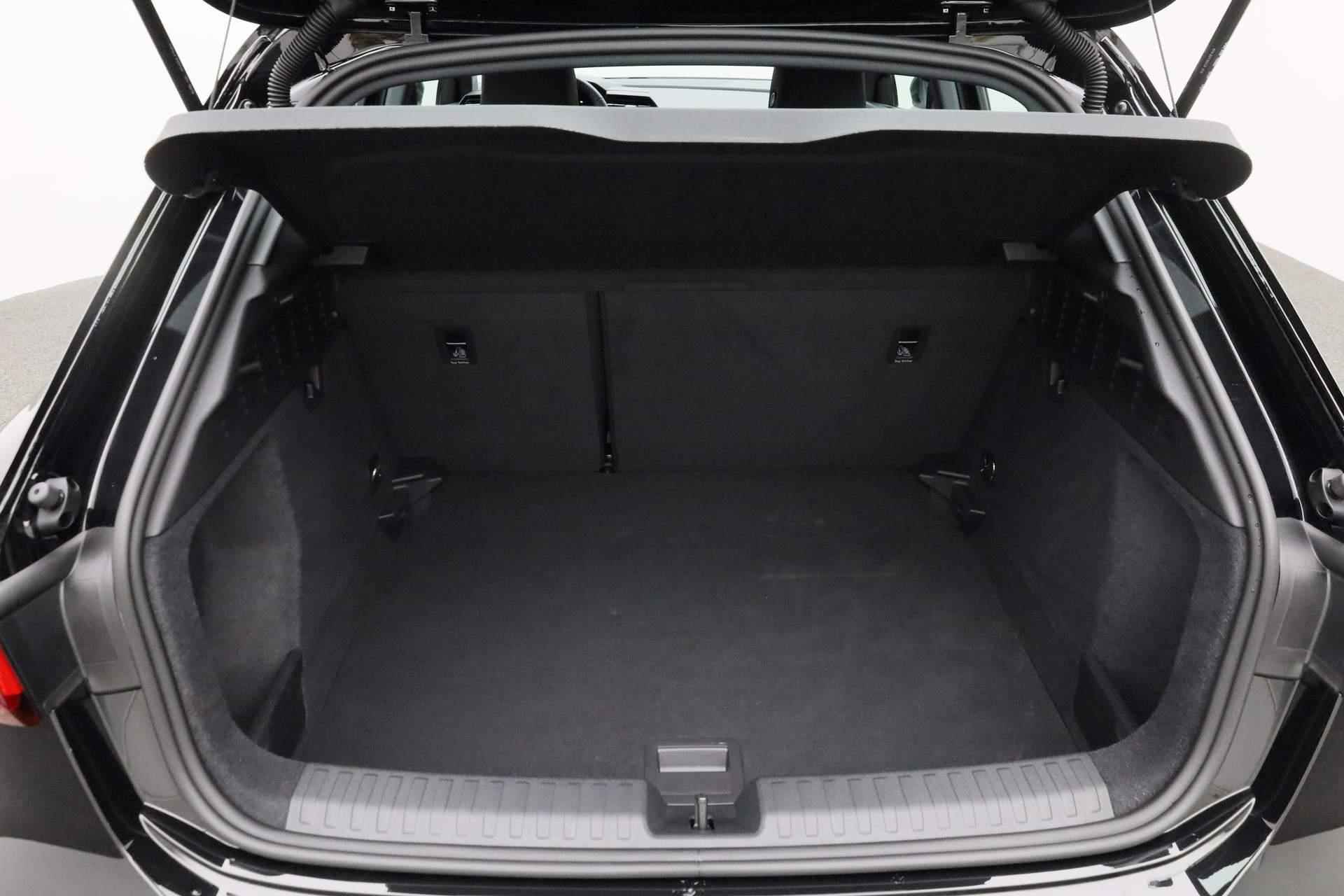 Audi A3 Sportback 30 TFSI 110PK S-tronic Pro Line | Navi | Stoelverwarming | Cruise | Clima | 16 inch - 36/36