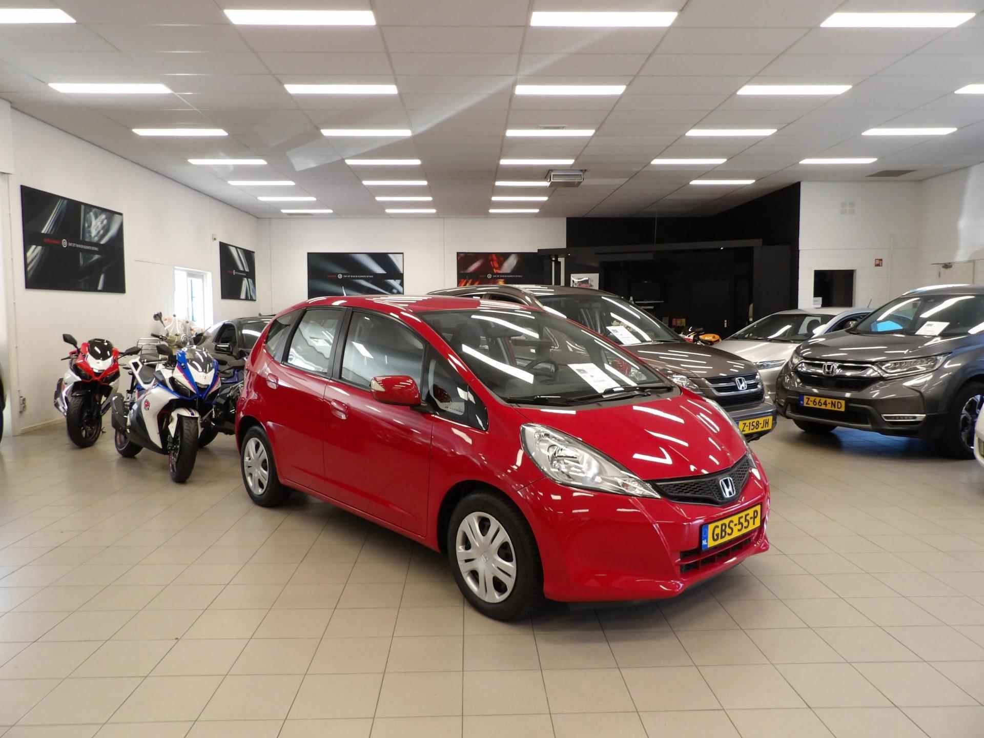 Honda JAZZ 1.4 Trend AUTOMAAT //INCL 12 MAANDAN BOVAG GARANTIE /EN AFLEVERING INCL - 20/25