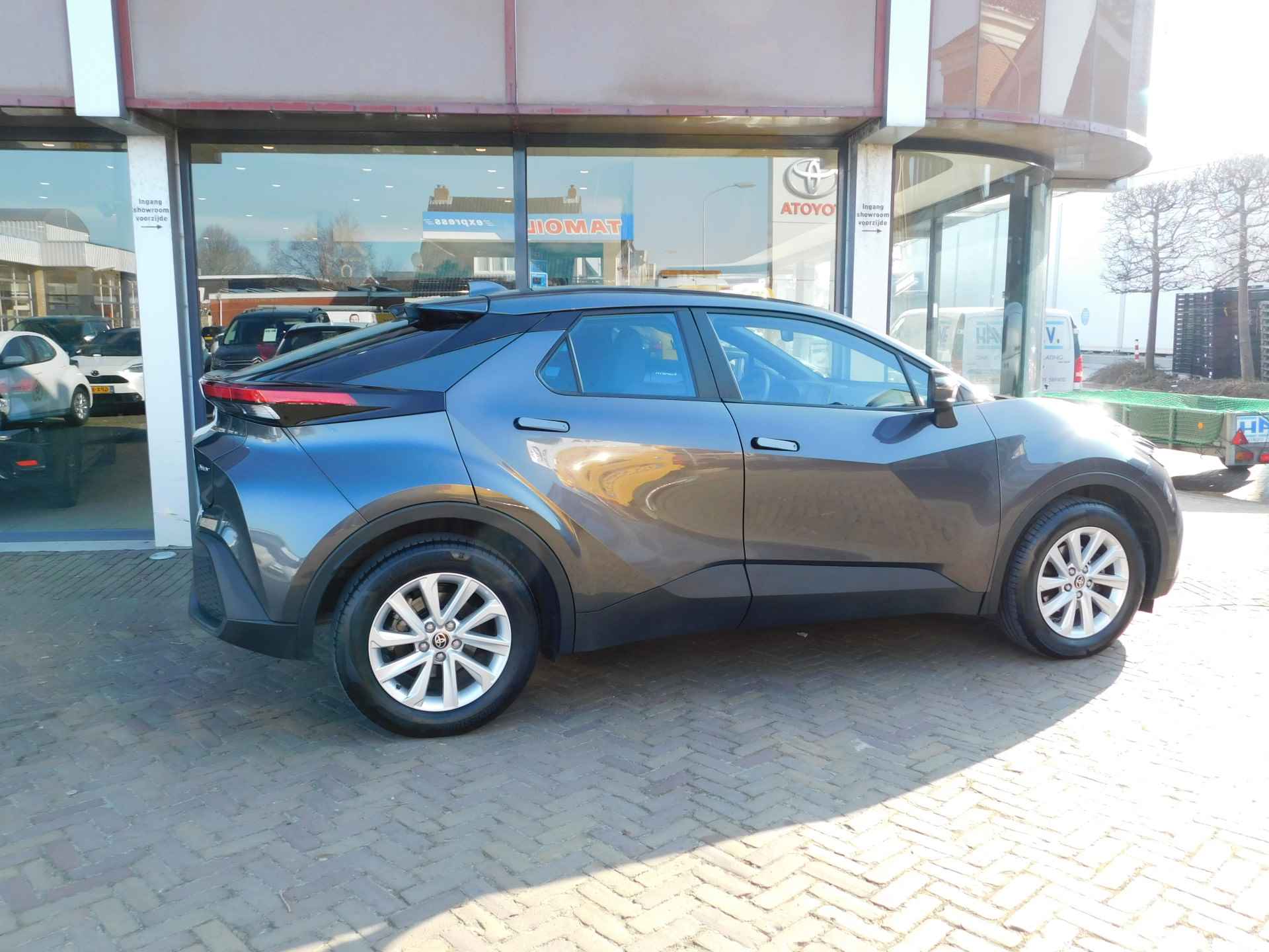 Toyota C-HR 1.8 Hybrid 140 Active | BSM | Navigatie | - 37/52