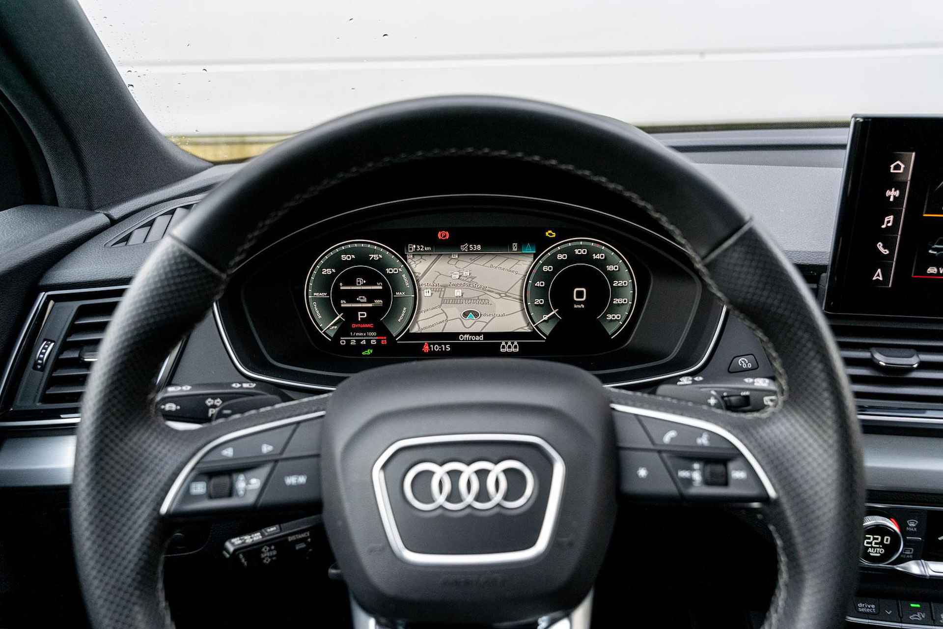 Audi Q5 Sportback 55 TFSIe 367pk S Edition | Panoramadak | Tour Pakket | Luchtvering | Trekhaak - 38/53