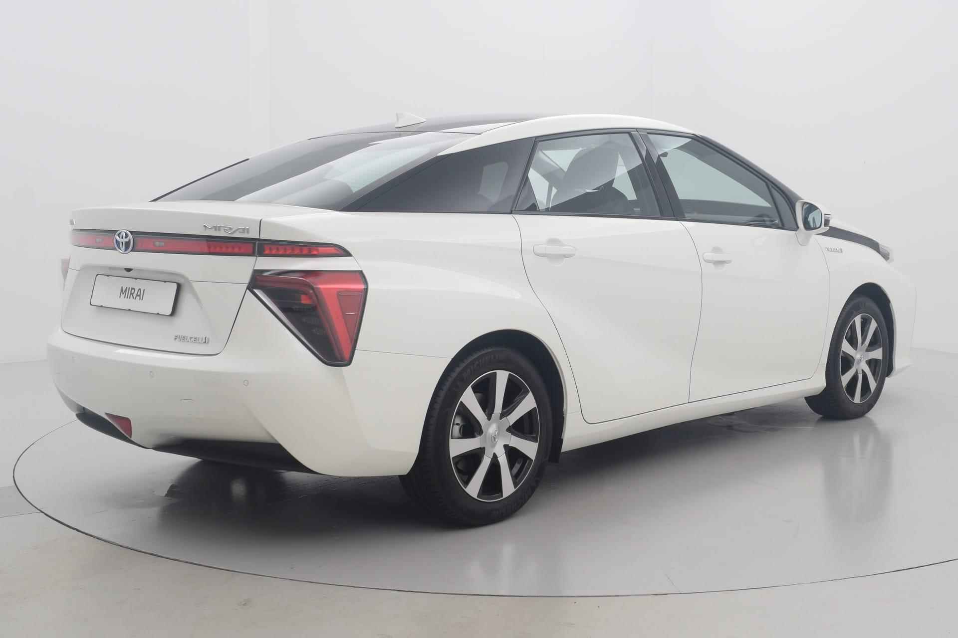 Toyota Mirai Hydrogen - 5/35