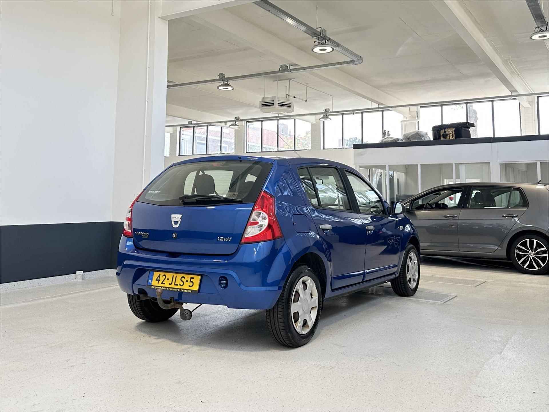 Dacia Sandero 1.2 Lauréate | NL | 1 Eig | Airco| CV | Elektr. Ramen | Trekhaak - 4/22