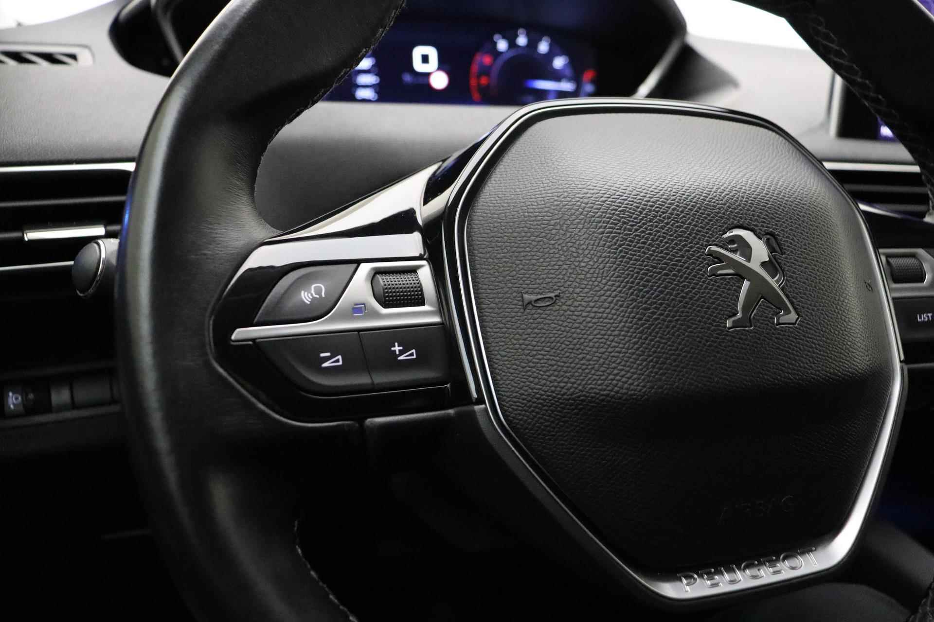 Peugeot 3008 1.2 PureTech Blue Lease Premium | Navigatiesysteem full map | Apple Carplay/Android Auto | Elektrisch bedienbare achterklep met sensorsturing | Cruise control | Trekhaak met afneembare kogel | Stoelverwarming - 30/36