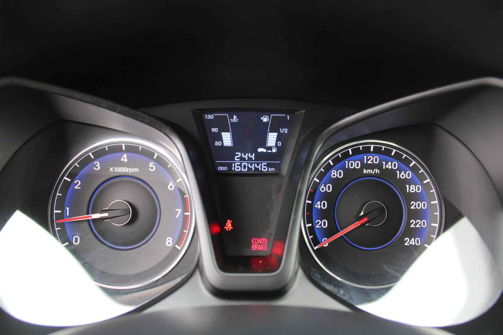 Hyundai ix20 1.4i i-Vision | Airco | Cruise | Navi pioneer | 16" LM | - 12/29