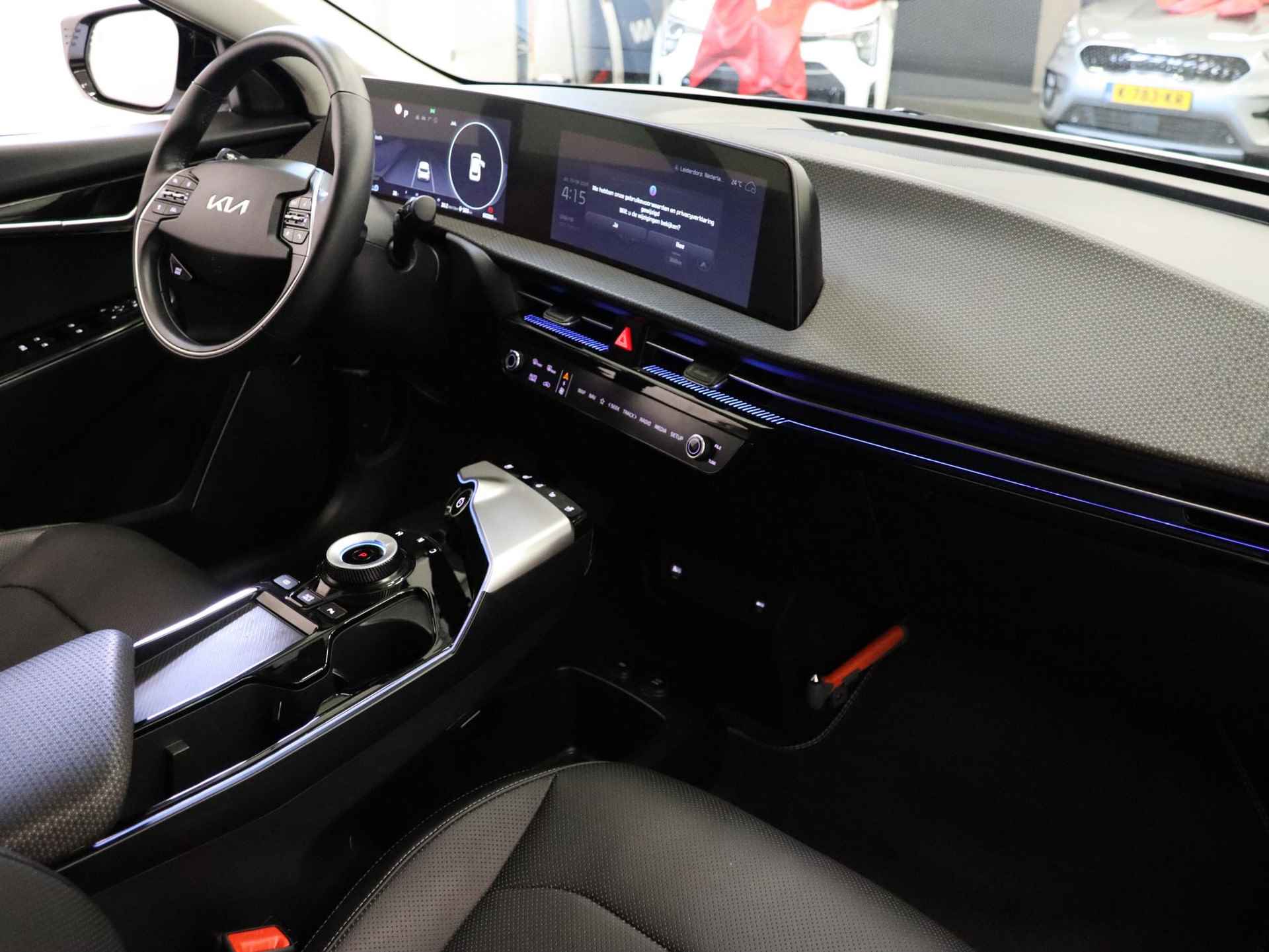 Kia EV6 Plus 77.4 kWh | Stoel verwarming en koeling | Elektrisch bedienbare voorstoelen | Lederen bekleding | Navigatie | Camera | Apple Carplay / Android Auto | - 21/54