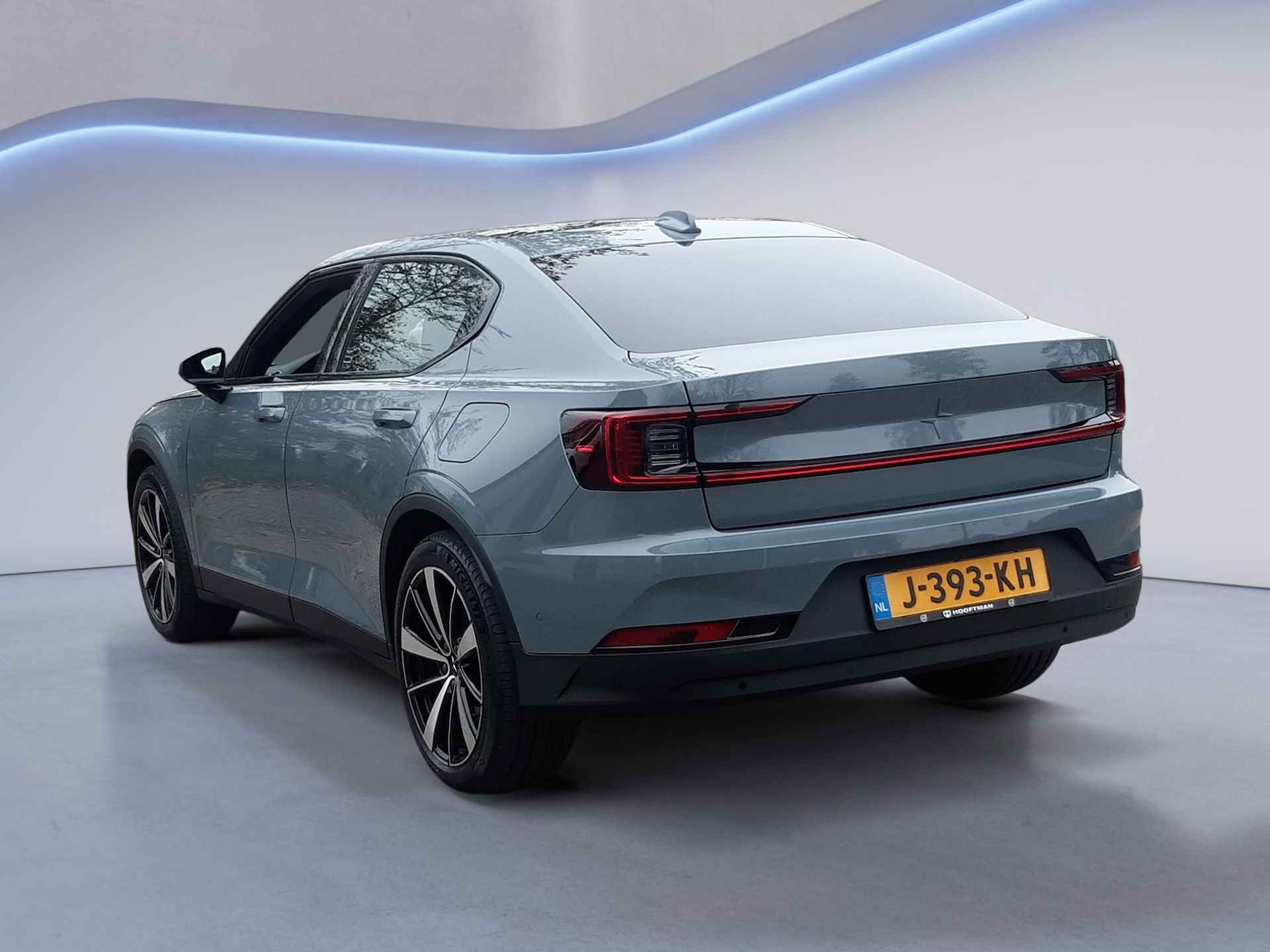 Polestar 2 Long Range Dual Motor Launch Edition 78kWh (408 PK) 1e-Eig, Keurig-Onderh, 12-Mnd-BOVAG, NL-Auto, Panoramadak, Elek.-Achterklep, Navigatie/Apple-Carplay/Android-Auto, Adaptive-Cruisecontrol, Camera-Rondomzicht, Parkeersensoren-V+A, Keyless-Entry/Start, DAB, Stoelverwarming-V+A, Premium-Audio, Stuurverwarming, Lm-Velgen-19Inch, Privacy-Glas - 15/41