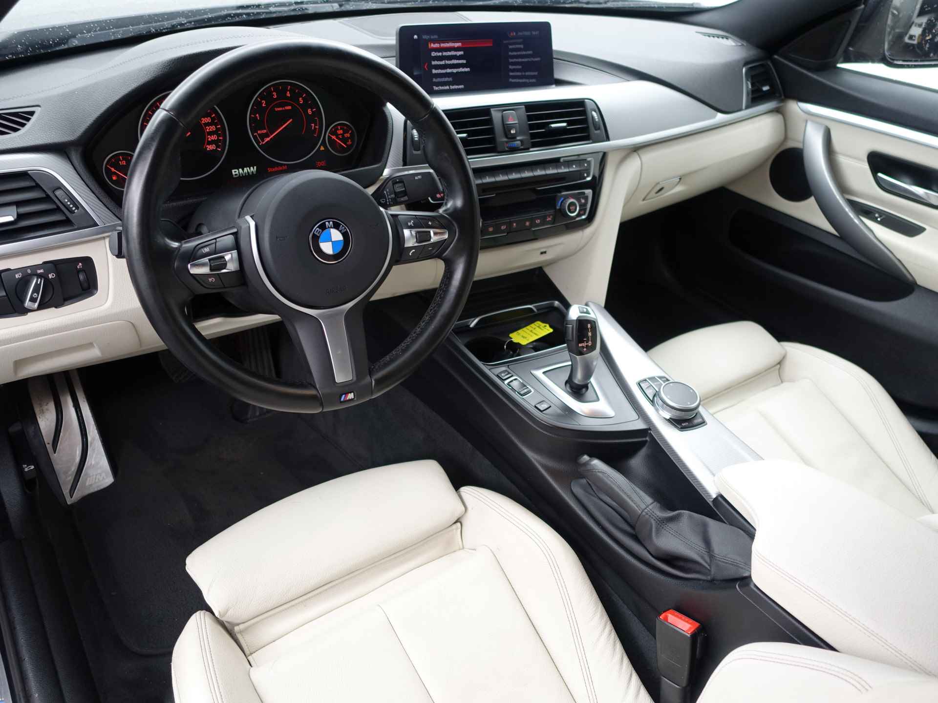 BMW 4 Serie Gran Coupé 420i Corporate M Sport Aut- Leder Interieur, Xenon Led, Park Assist, Sfeerverlichting, Standkachel - 3/38