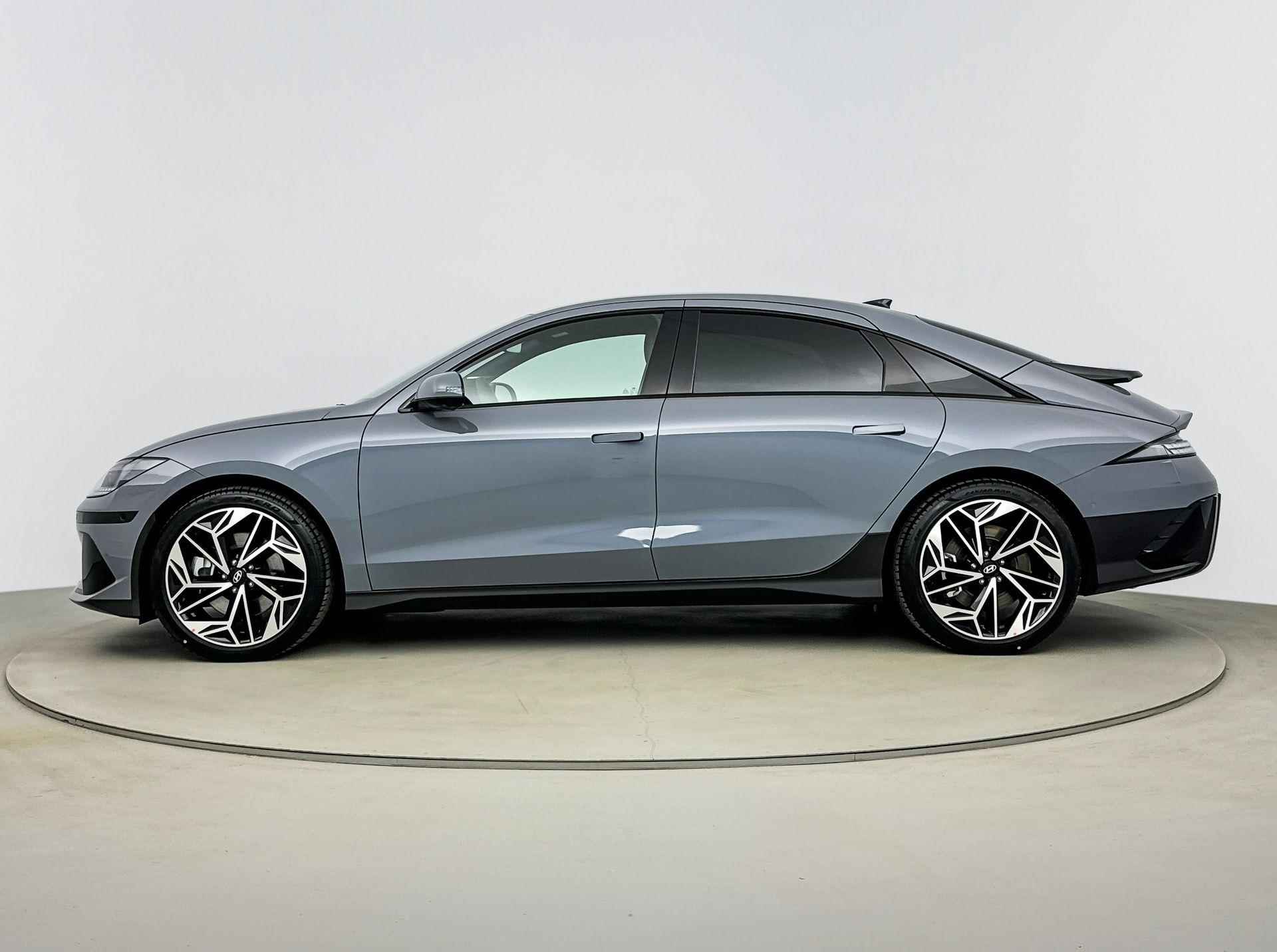 Hyundai IONIQ 6 Lounge AWD 77 kWh 325pk | Incl. €18.800,- Voorraadactie! | Leer | Stoel + stuurverwarming | Memory | Warmtepomp | V2L | - 4/32