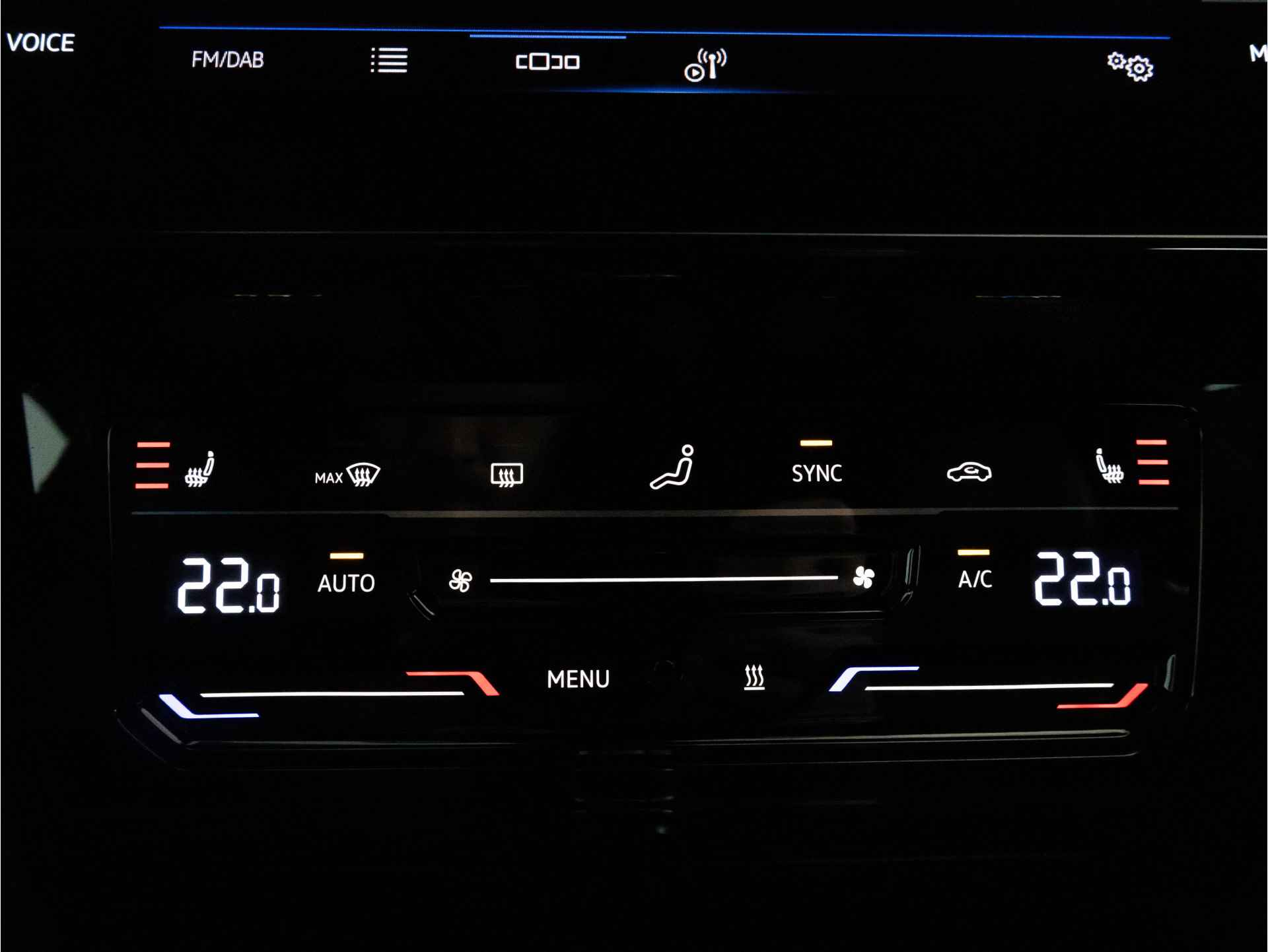 Volkswagen Arteon Shooting Brake R-Line 1.4 TSI eHybrid 218 pk Automaat | LED | Navigatie Pro | DCC | Trekhaak | Camera | Keyless | Standkachel | - 10/47