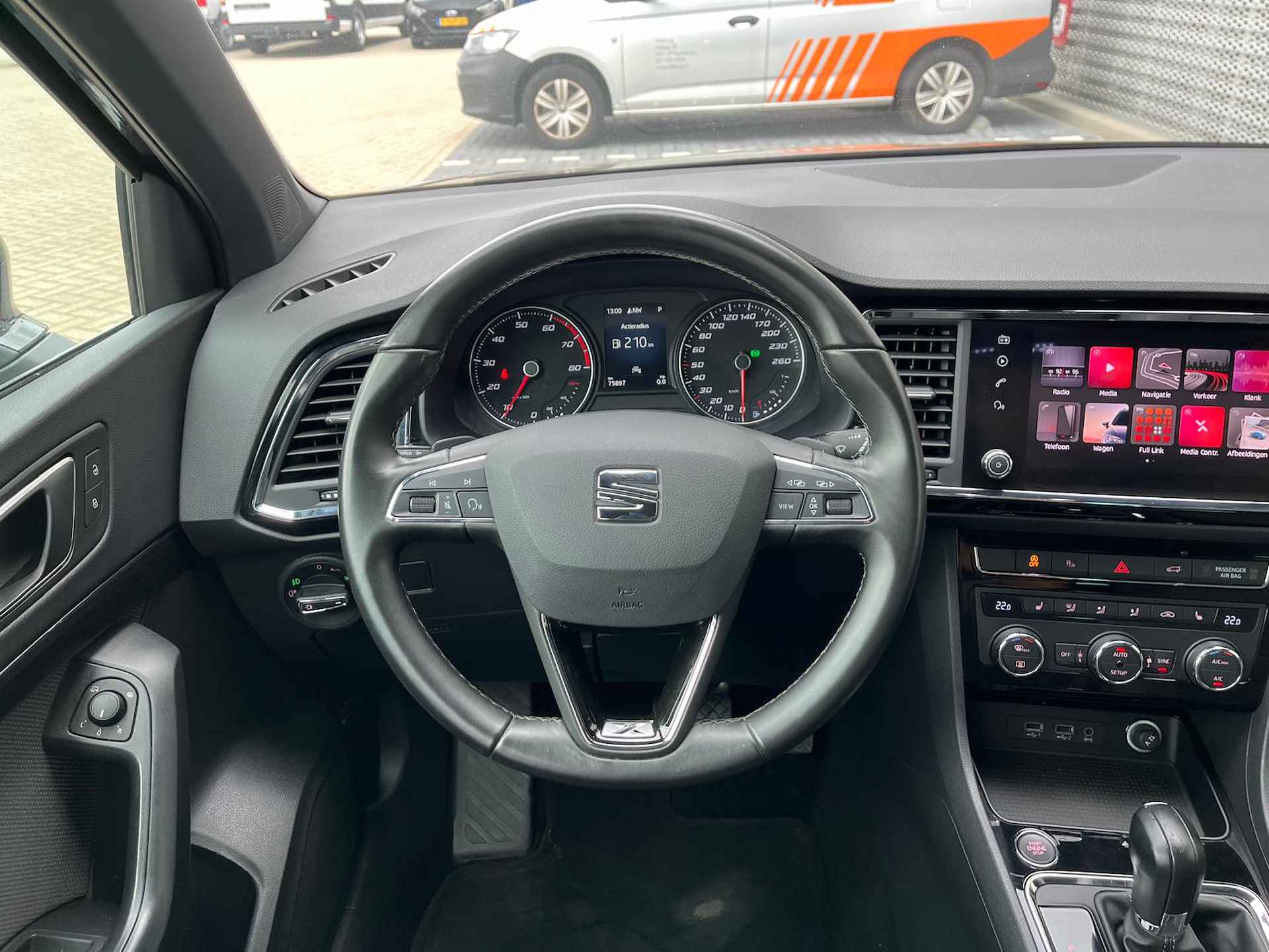 SEAT Ateca 1.5 TSI Xcellence DSG / 18" LMV / Digitale Cockpit / LED / Stoelverwarming / 360 Camera /P4 - 13/26