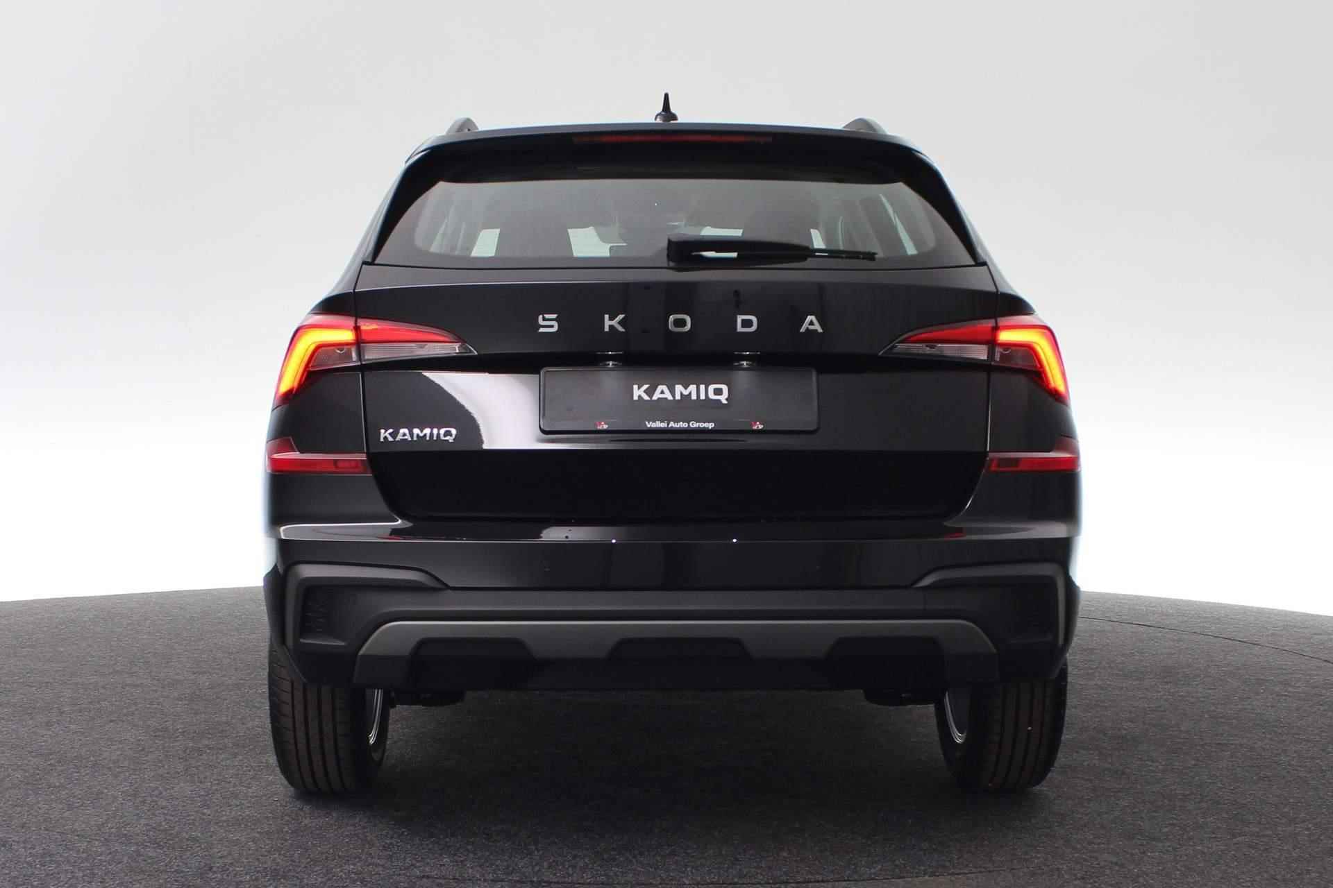 Škoda Kamiq Selection (1)  1.0 85 kW / 115 pk TSI SUV 6 versn. Hand - 16/37