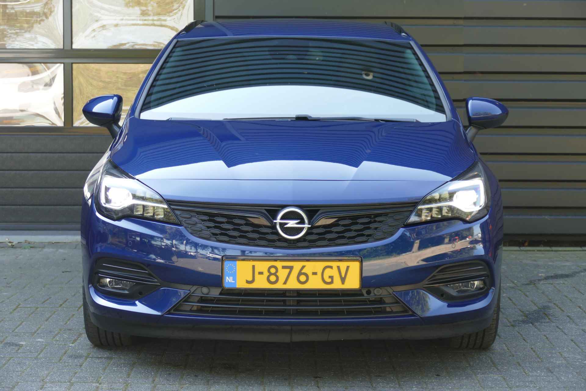 Opel Astra Sports Tourer 1.2 TURBO 110PK LAUNCH EDITION / NAVI / ALCANTARA / CLIMA / PDC / CAMERA / 16" LMV / AGR / FULL-LED / KEYLESS / WI - 4/30