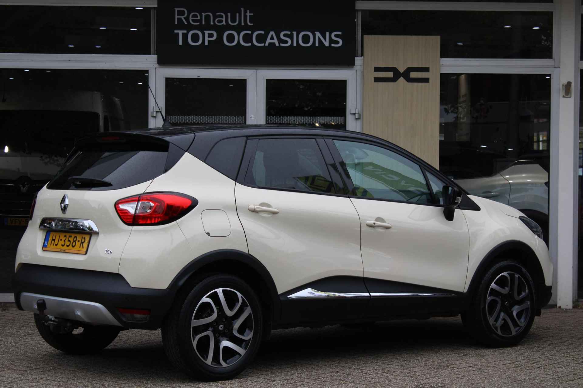 Renault Captur 0.9 TCe 90 Xmod | Stoelverwarming | Trekhaak | Achteruitrij Camera | Lederen bekleding - 3/44