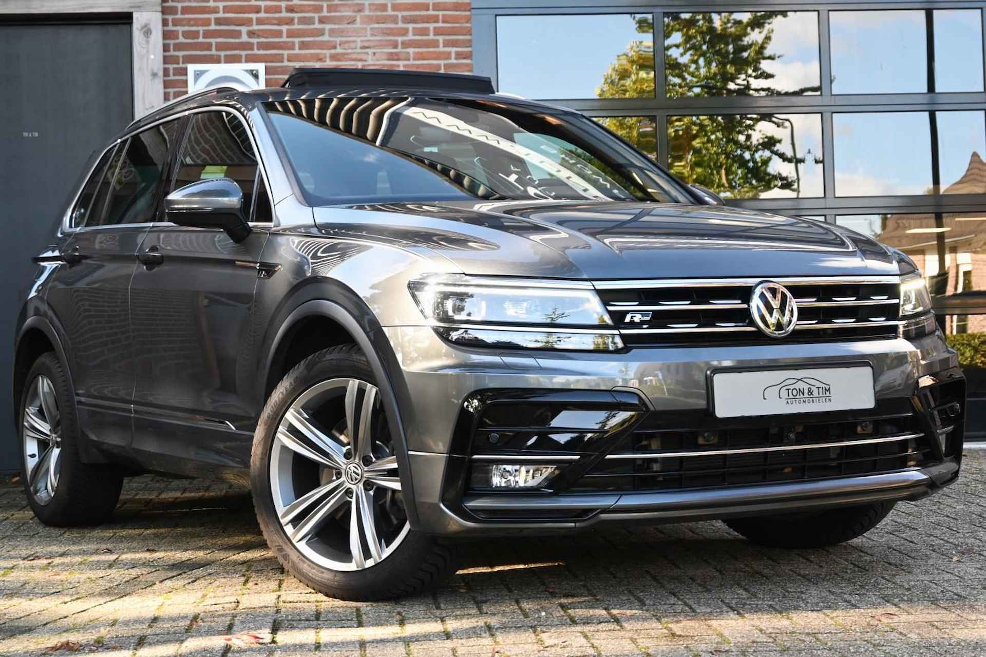 Volkswagen Tiguan 2.0 TSI 4Motion 2x R-LINE PANO Trekhaak Virtual '17 - 5/50