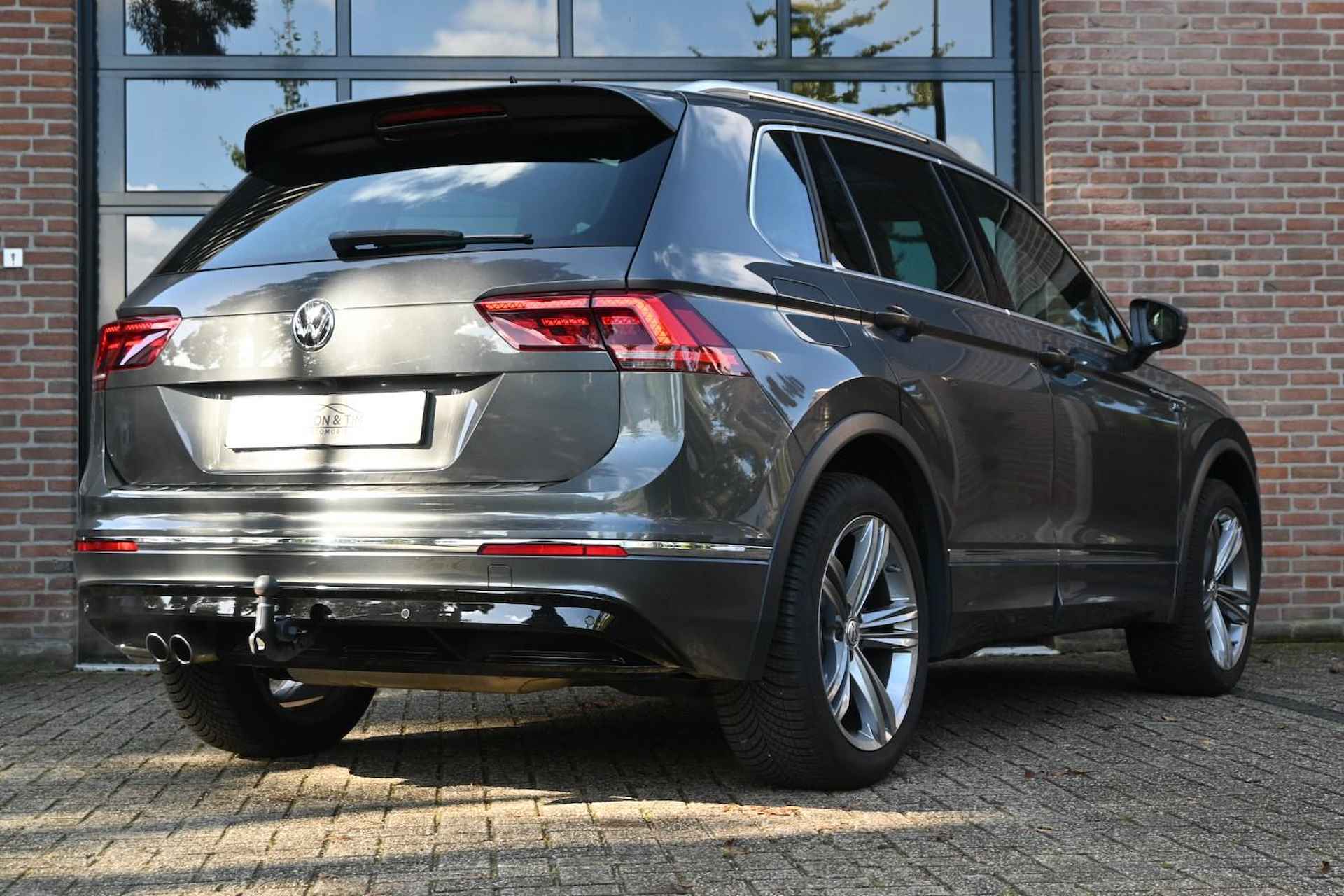 Volkswagen Tiguan 2.0 TSI 4Motion 2x R-LINE PANO Trekhaak Virtual '17 - 7/50