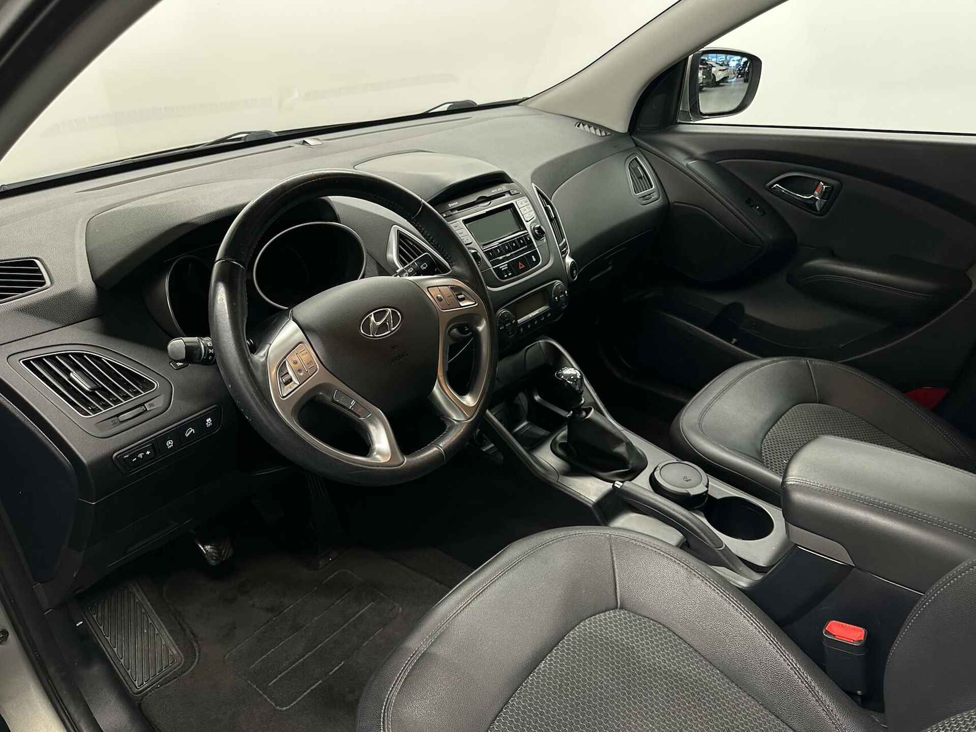 Hyundai ix35 1.6i GDI Dynamic CRUISE TREKHAAK LM - 17/38