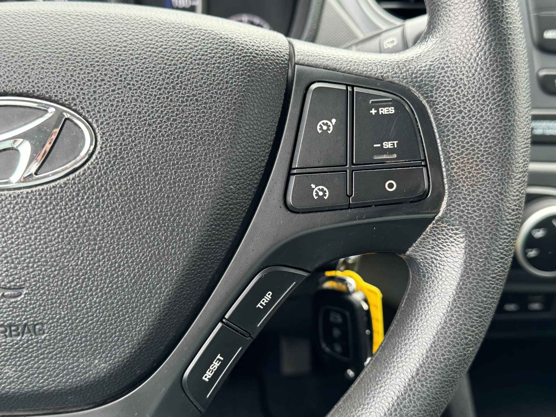 Hyundai i10 1.0i Comfort / Cruise control / Airco / Elektrisch verstelbare spiegels / USB/AUX aansluiting - 28/32