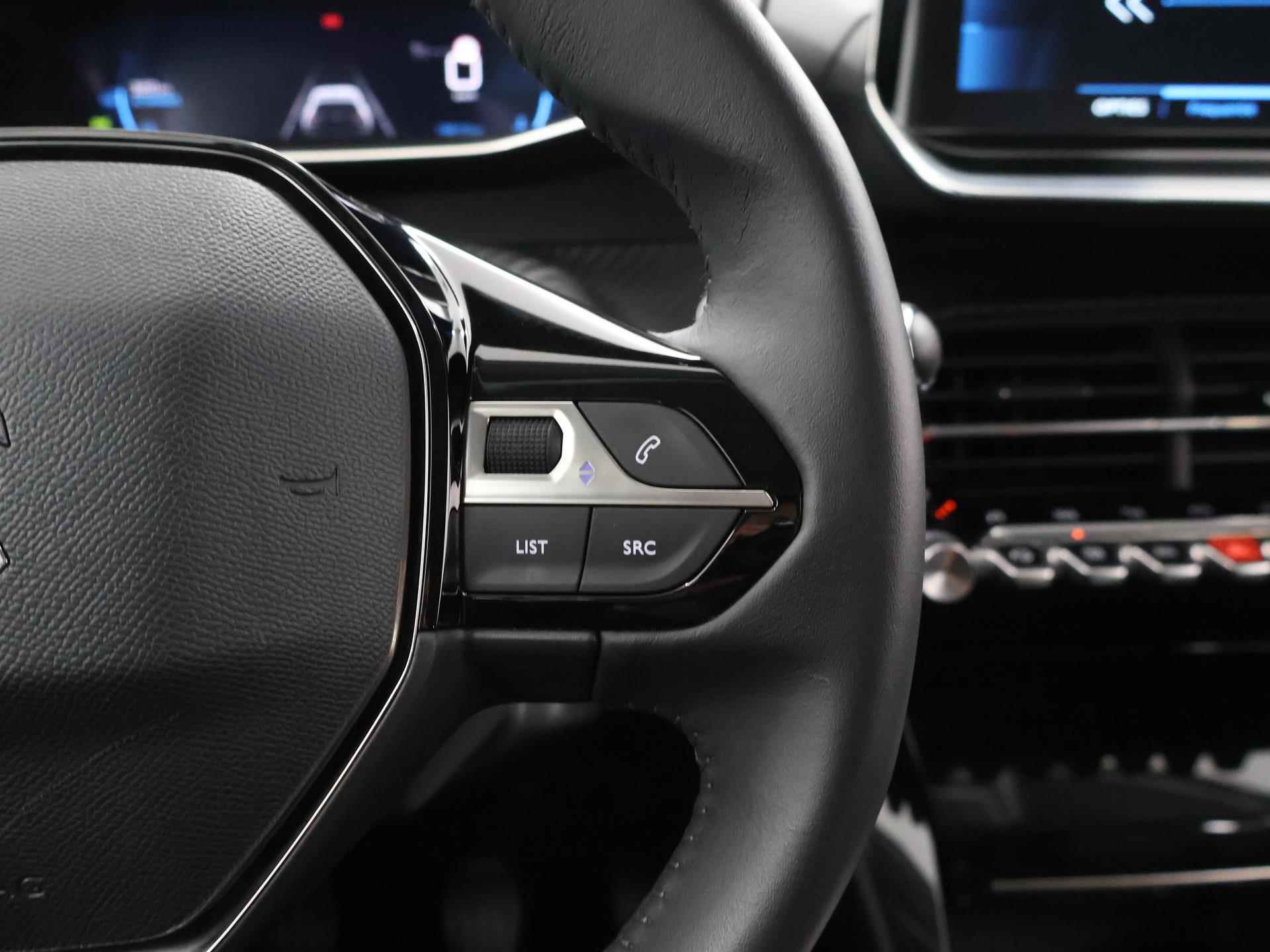 Peugeot 208 1.2 PureTech Allure Pack | Navigatie | Stoelverwarming | Cruise Control | Climate Control | Lane Assist | Lichtmetalen velgen | Privacy glas | Apple Carplay - 29/40