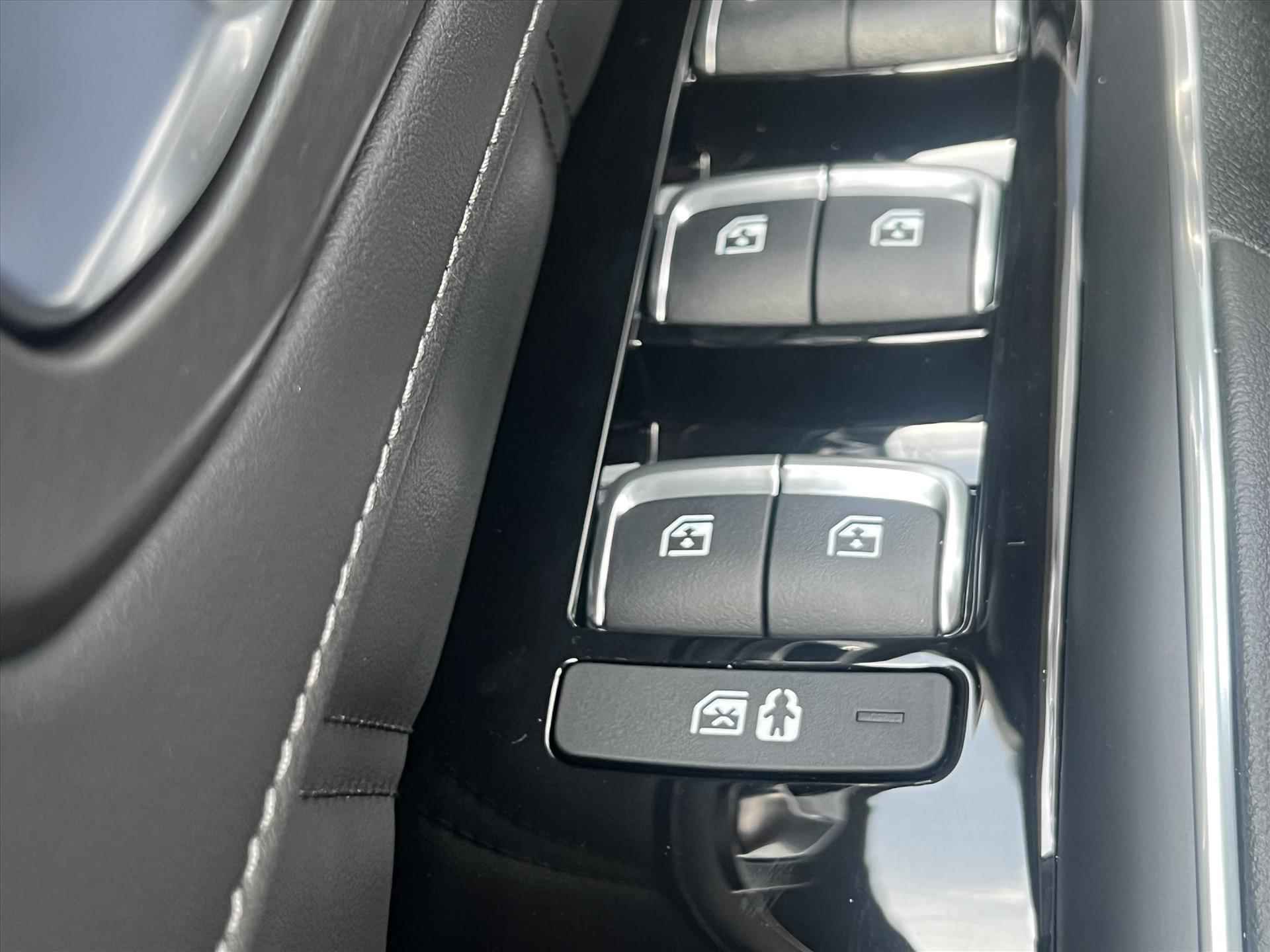 KIA Sorento 1.6 T-GDi 265pk Plug-in Hybrid 4WD Aut Edition - 29/62
