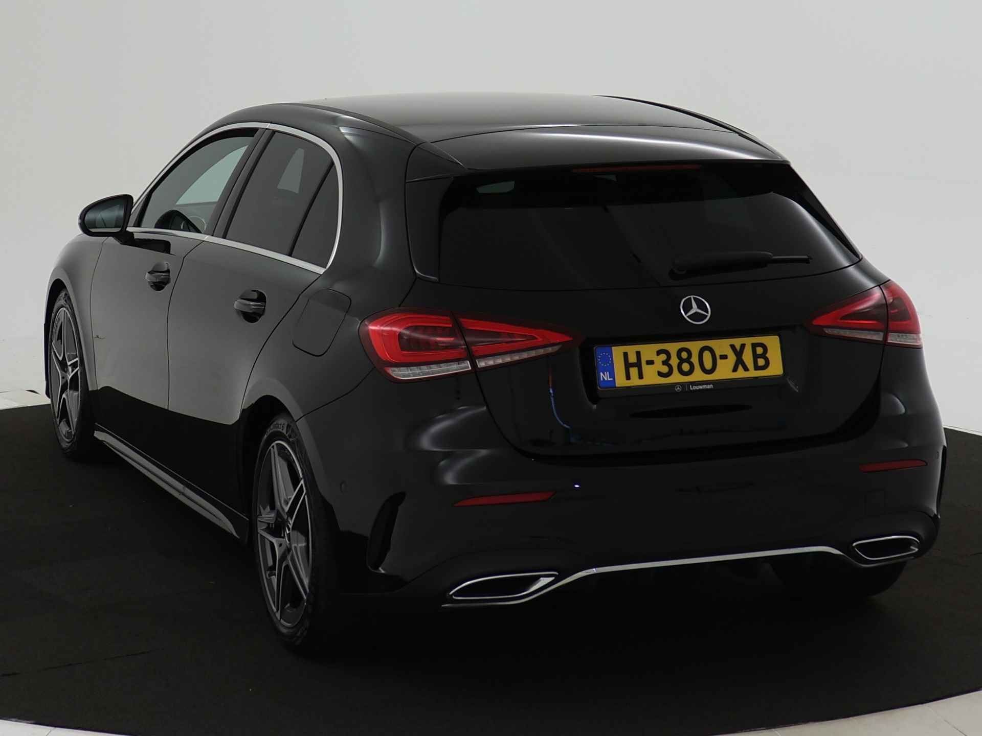 Mercedes-Benz A-Klasse 160 Business Solution AMG | Navigatie | Stoelverwarming | Inclusief 24 maanden MB Certified garantie voor Europa. - 17/41