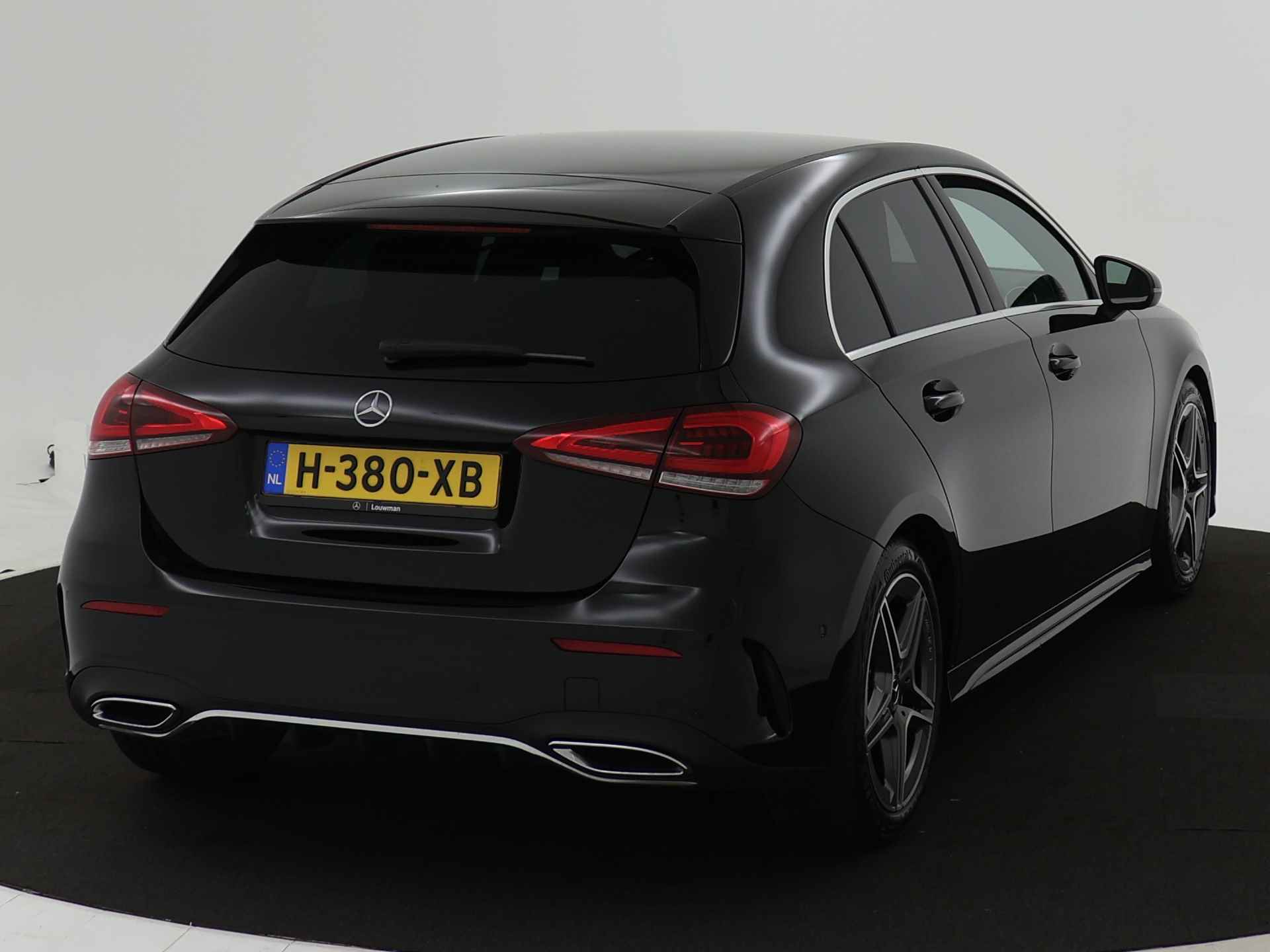 Mercedes-Benz A-Klasse 160 Business Solution AMG | Navigatie | Stoelverwarming | Inclusief 24 maanden MB Certified garantie voor Europa. - 18/41