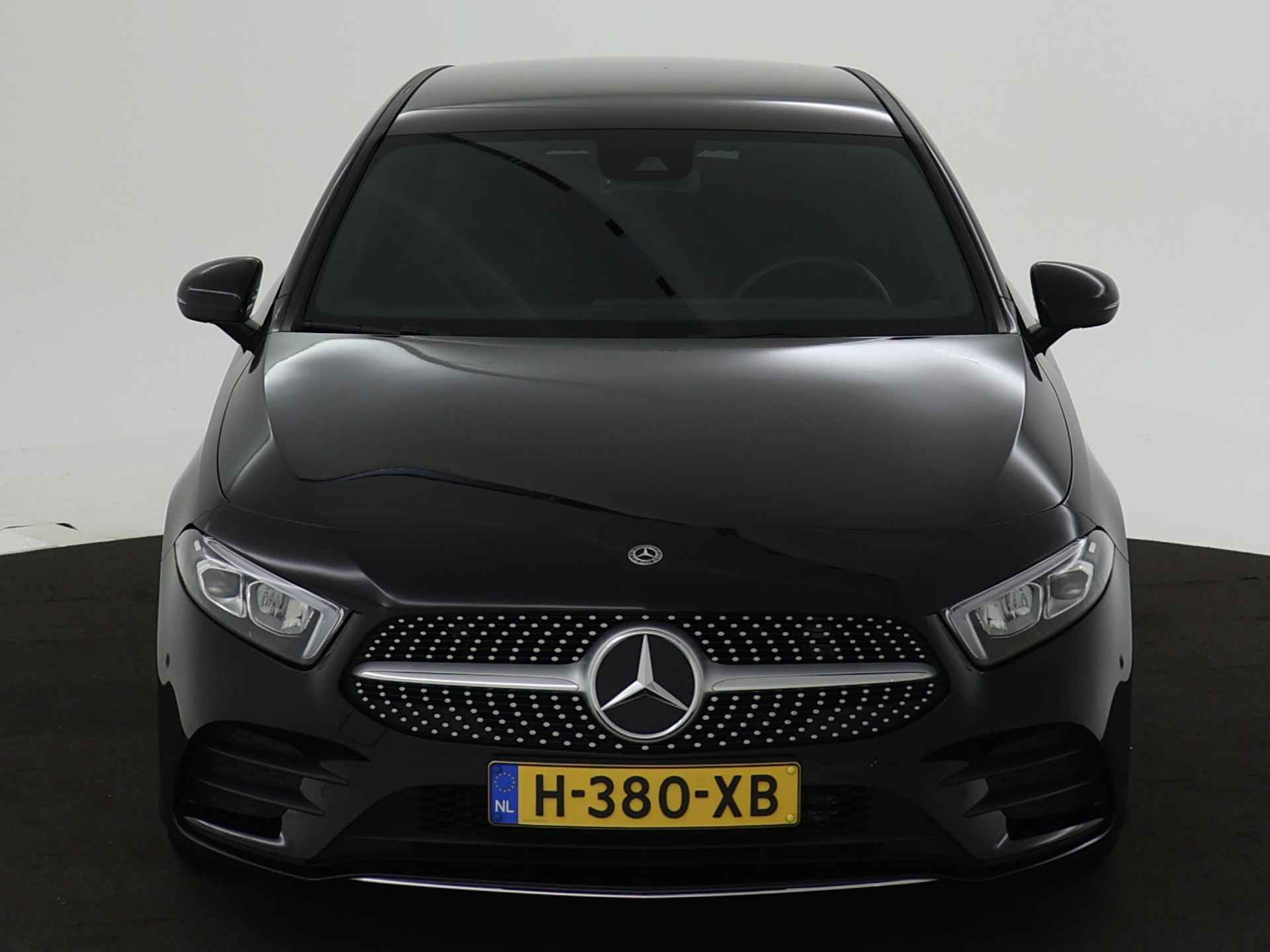 Mercedes-Benz A-Klasse 160 Business Solution AMG | Navigatie | Stoelverwarming | Inclusief 24 maanden MB Certified garantie voor Europa. - 25/41